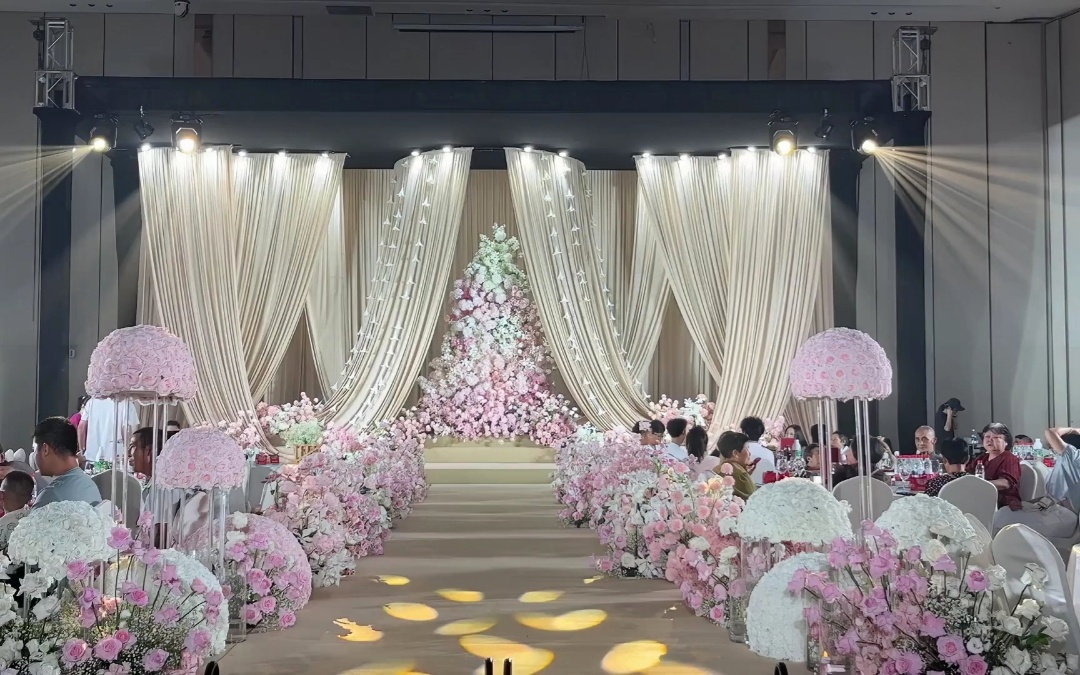 香槟粉韩式布幔婚礼
