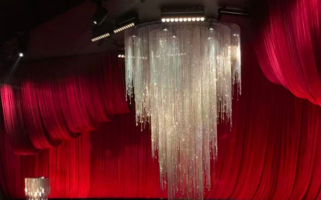 简约高级的摩登复古红系婚礼