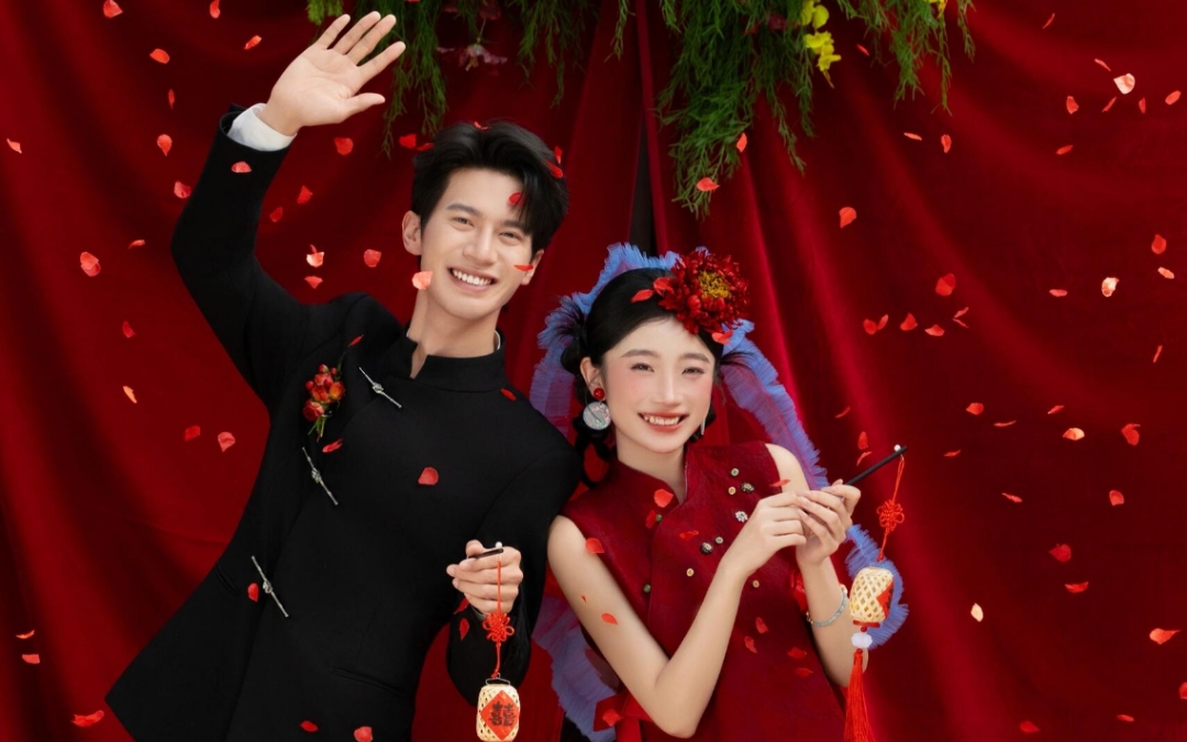 婚照邪修🏮生命力的国风喜嫁婚纱照 我同时拥有啦