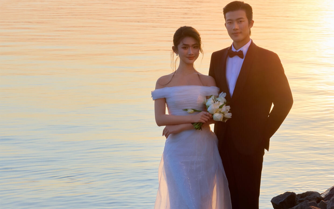 大海见证心动，落日记录永恒，从此一屋两人三餐四季