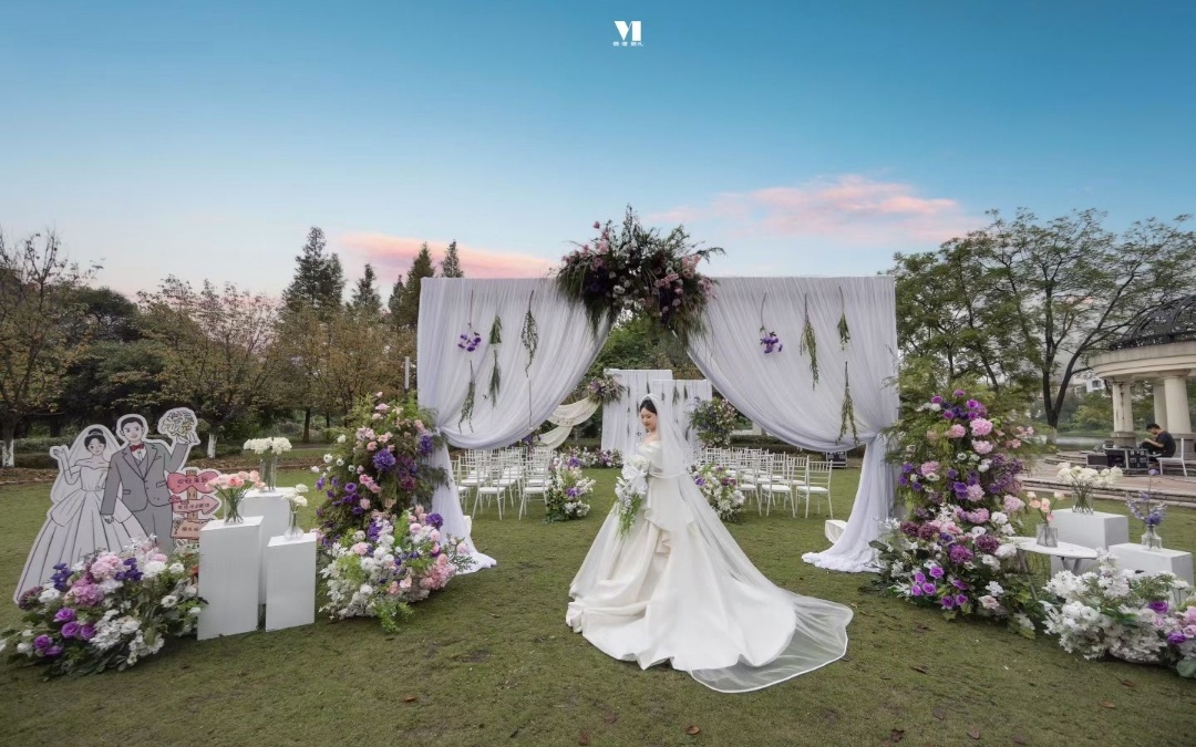 多巴胺色系花园风婚礼