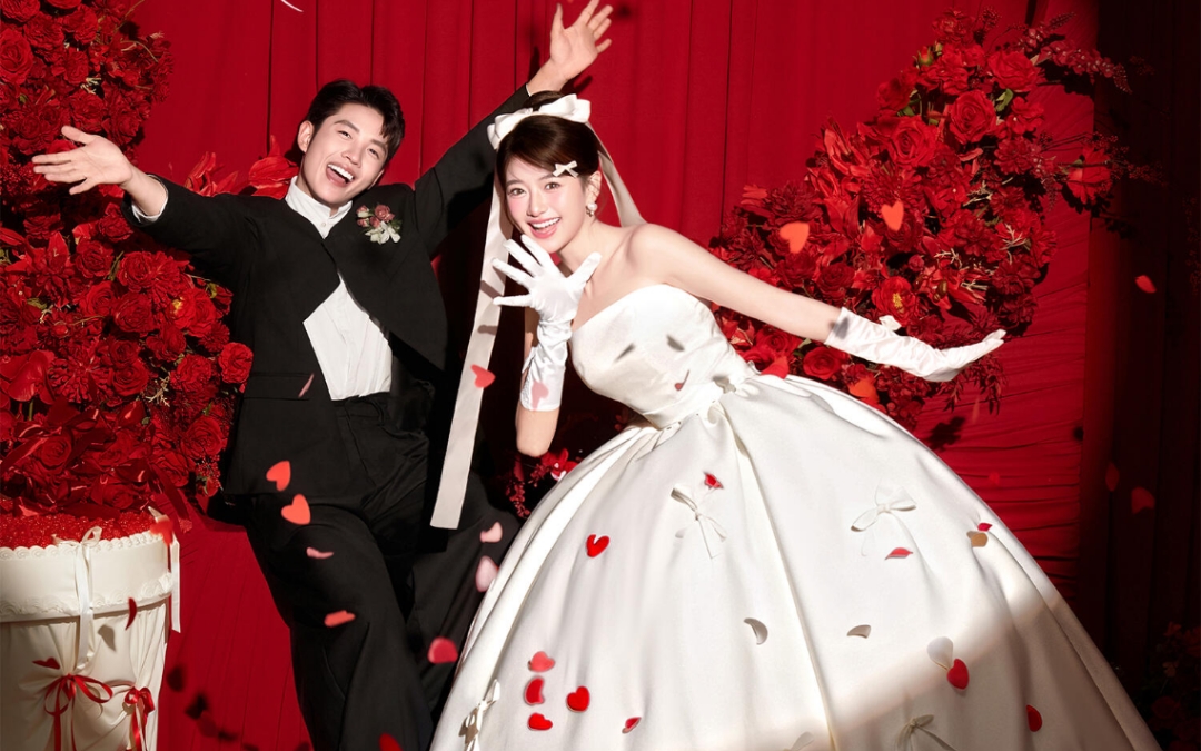 甜度??的喜嫁婚紗照??被長(zhǎng)輩夸爆啦！