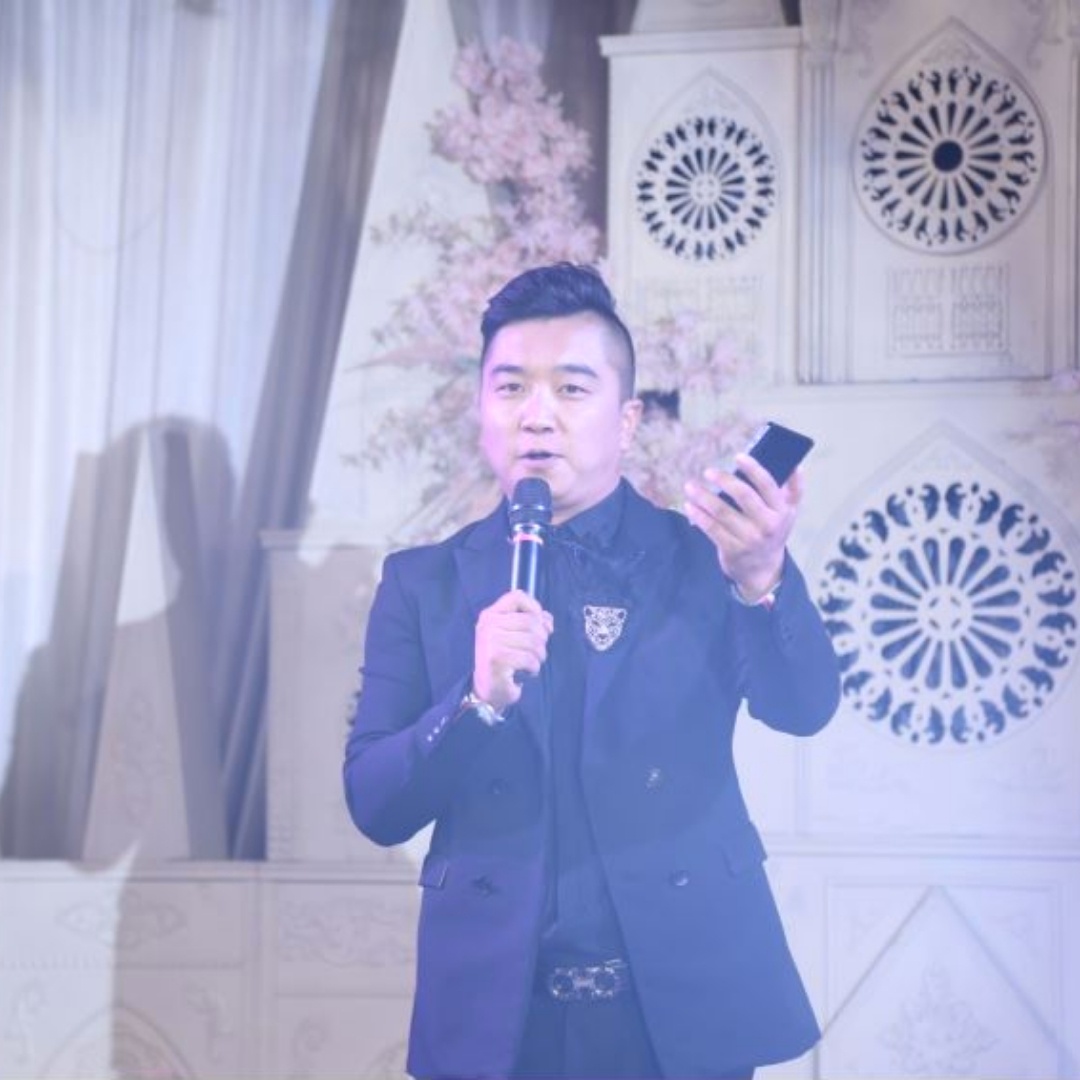 婚礼主持人雨轩