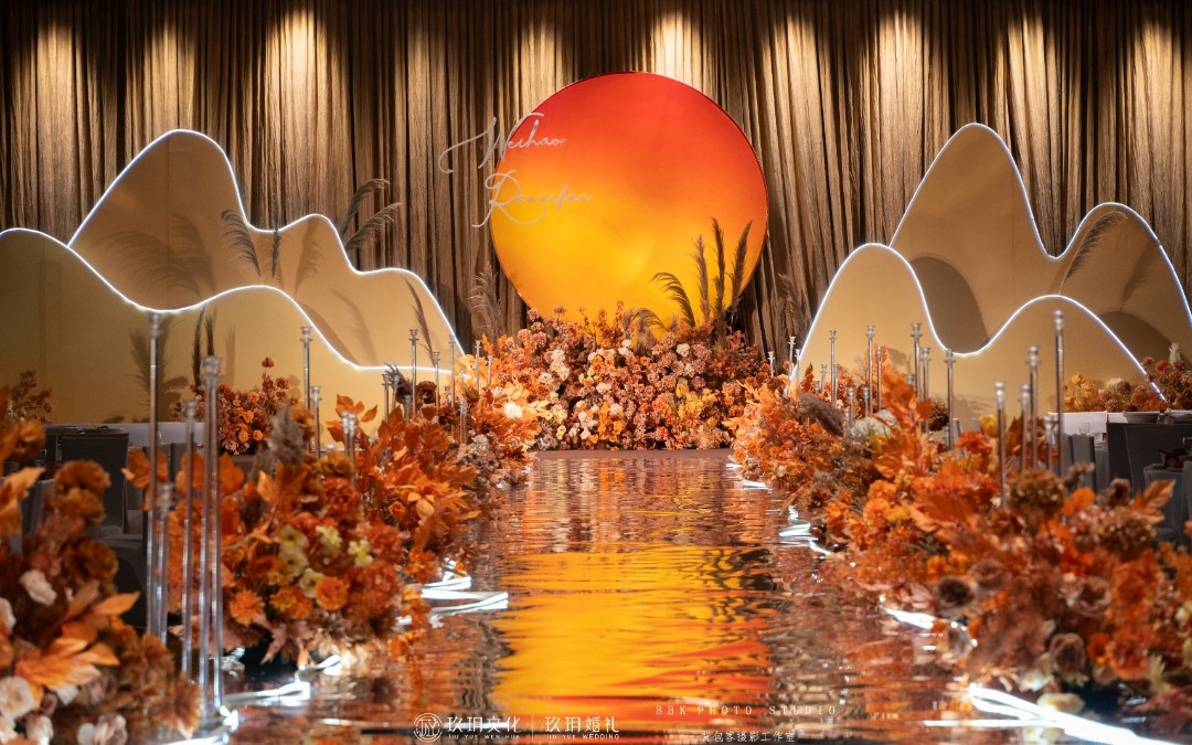 暮色橙光温柔铺满 horizon