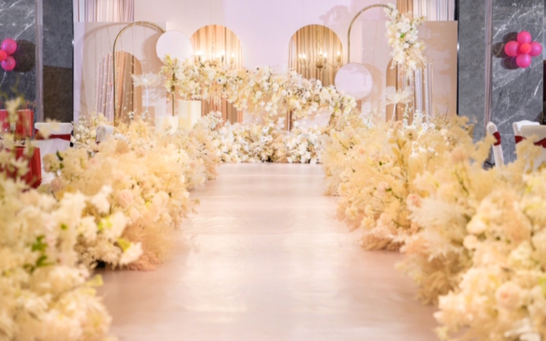 ?以愛為名，璀璨余生丨簡約香檳色婚禮儀式現(xiàn)場