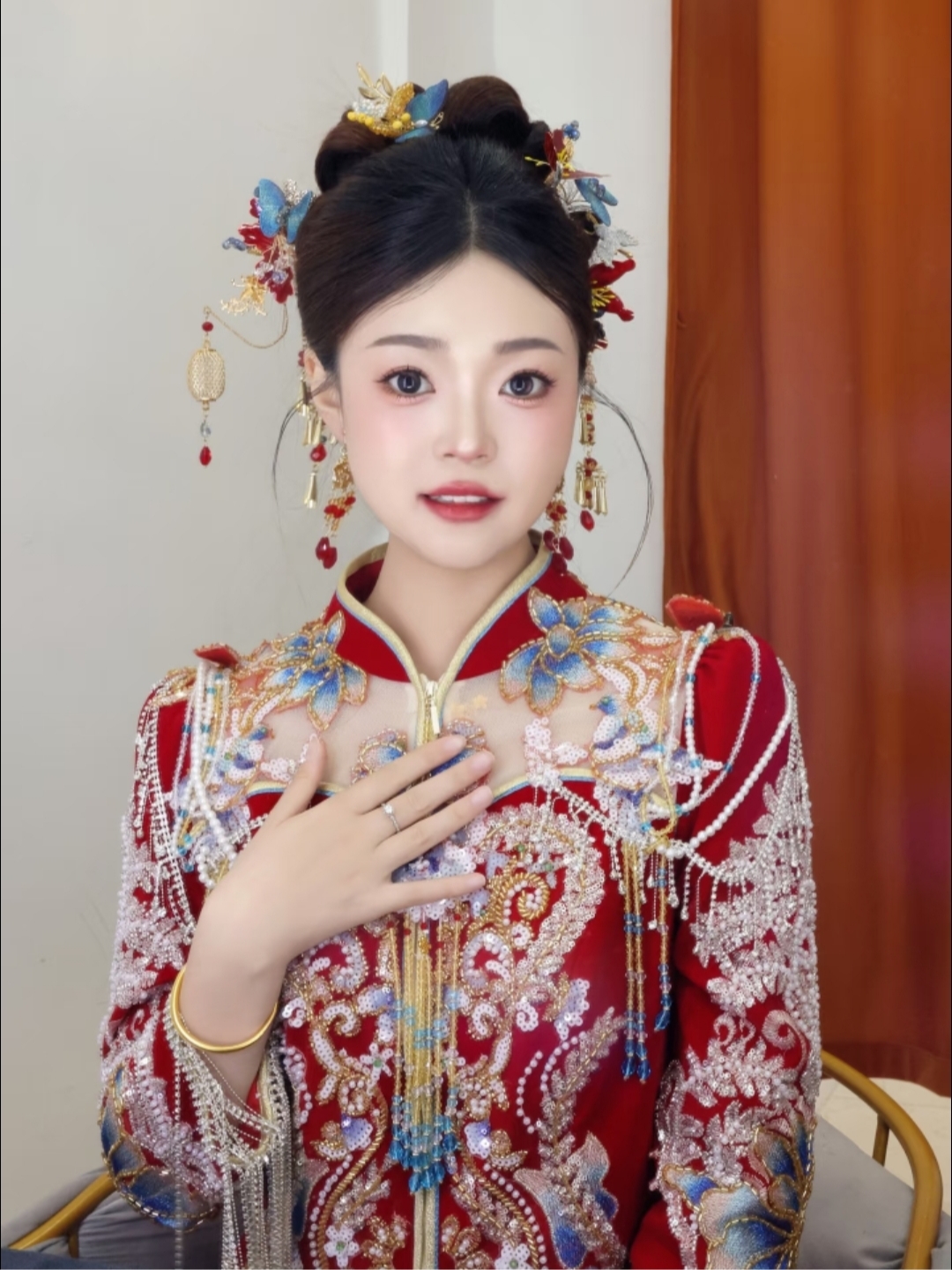 端庄大气又减龄的中式新娘跟妆，真的太喜欢啦🌞