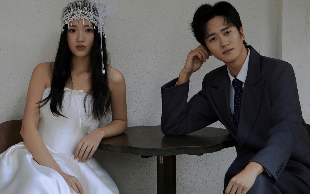 轻复古小众婚纱照