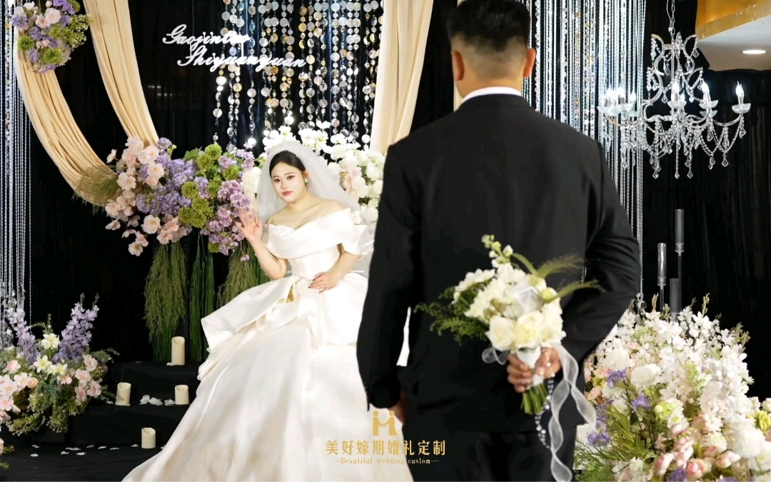 乡镇饭店也可以很出片的浪漫韩式水晶婚礼