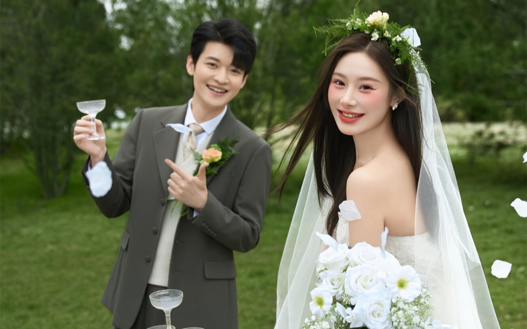 把温柔浪漫，藏进整片草坪