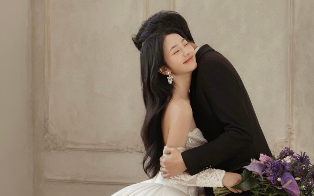 时髦新娘的天菜婚纱照🥰拍出电影高级质感