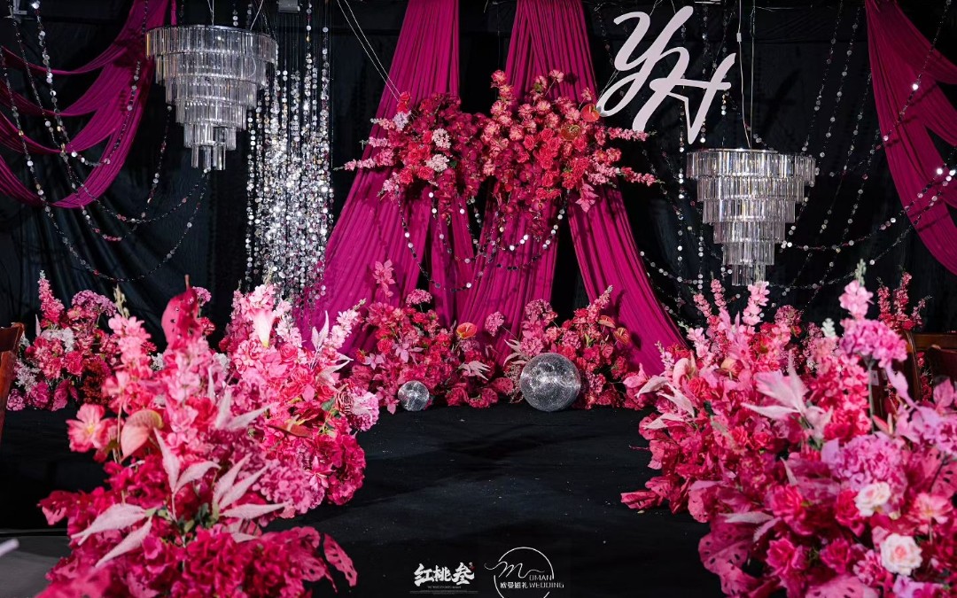 溫柔玫紅點(diǎn)綴韓式婚宴，盡顯優(yōu)雅格調(diào)