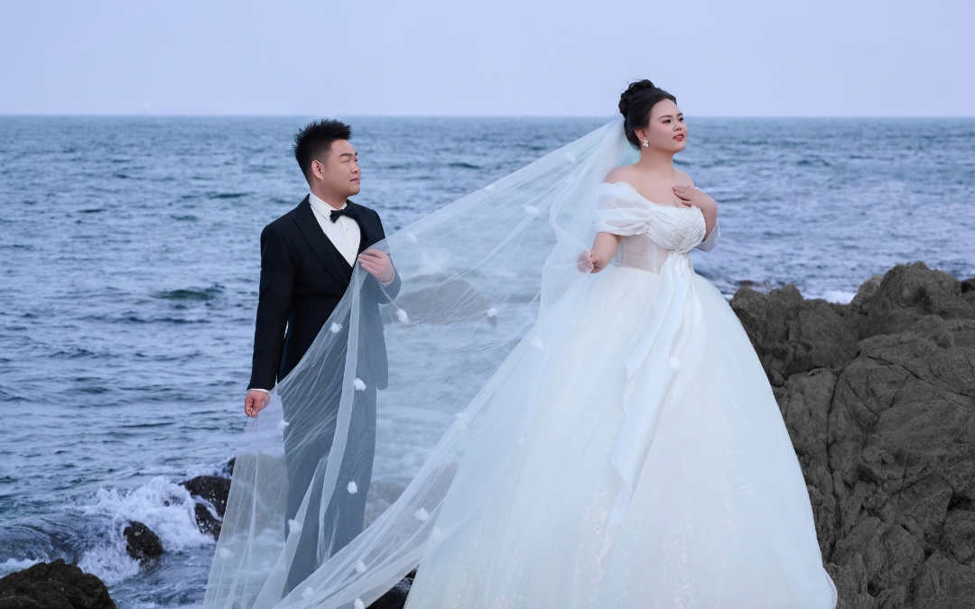 微胖妹妹婚紗照