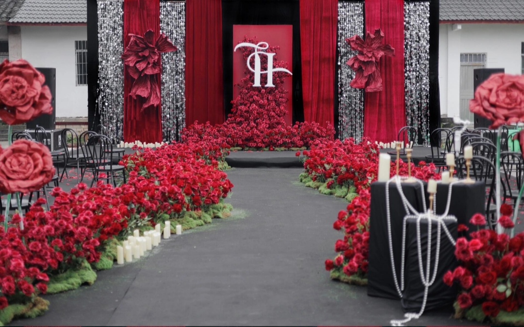 【巴黎婚礼】红与黑的碰撞