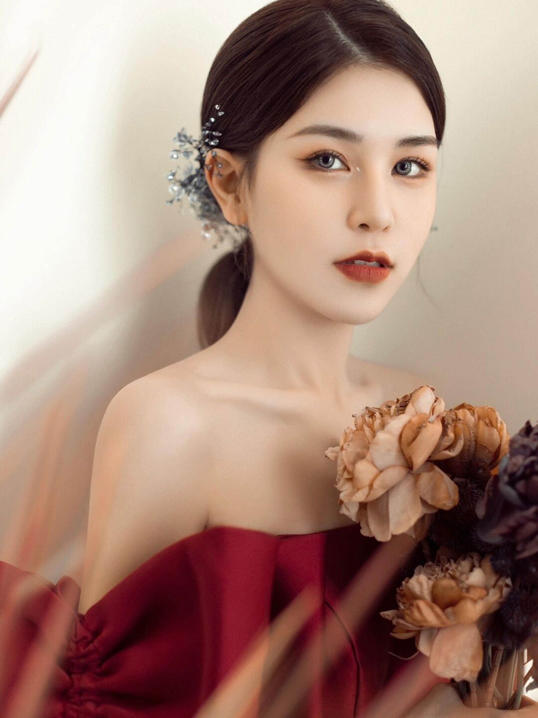 【倾城纪订婚跟妆】         财阀千金妆