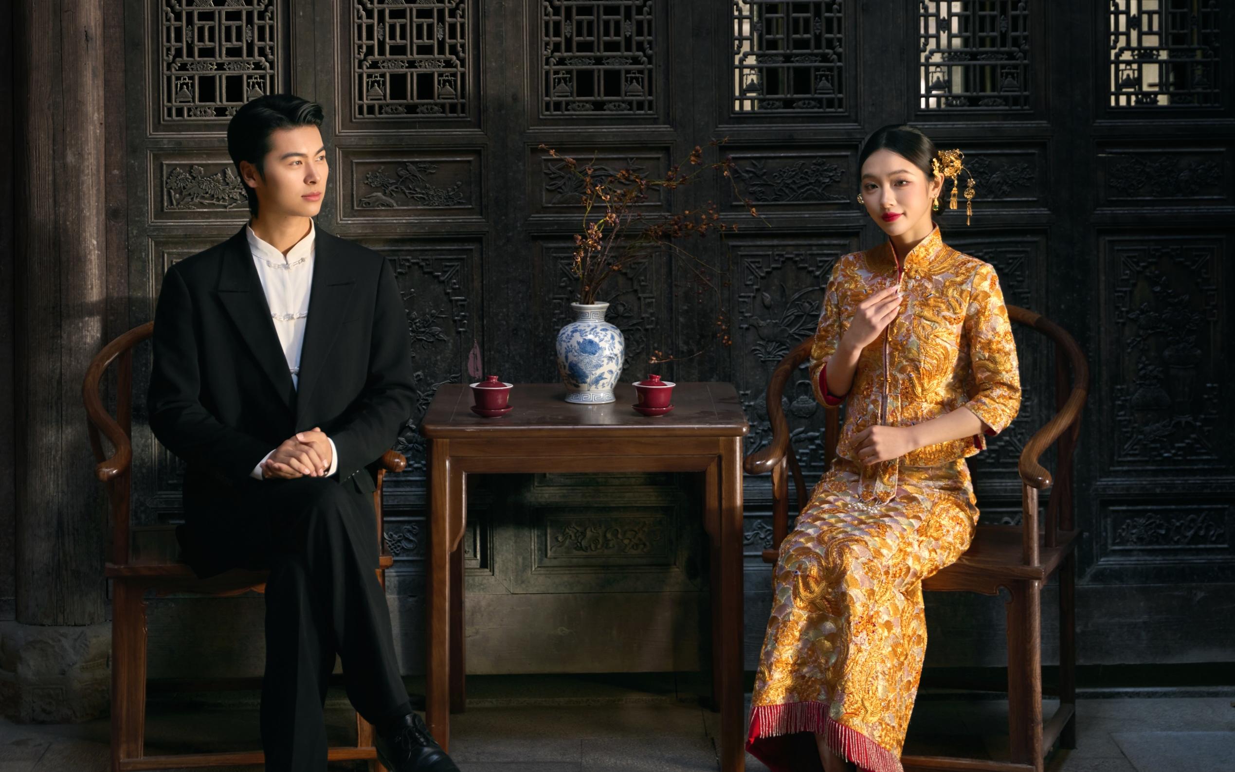 【锦绣年華】端庄大气的园林褂皇婚纱照