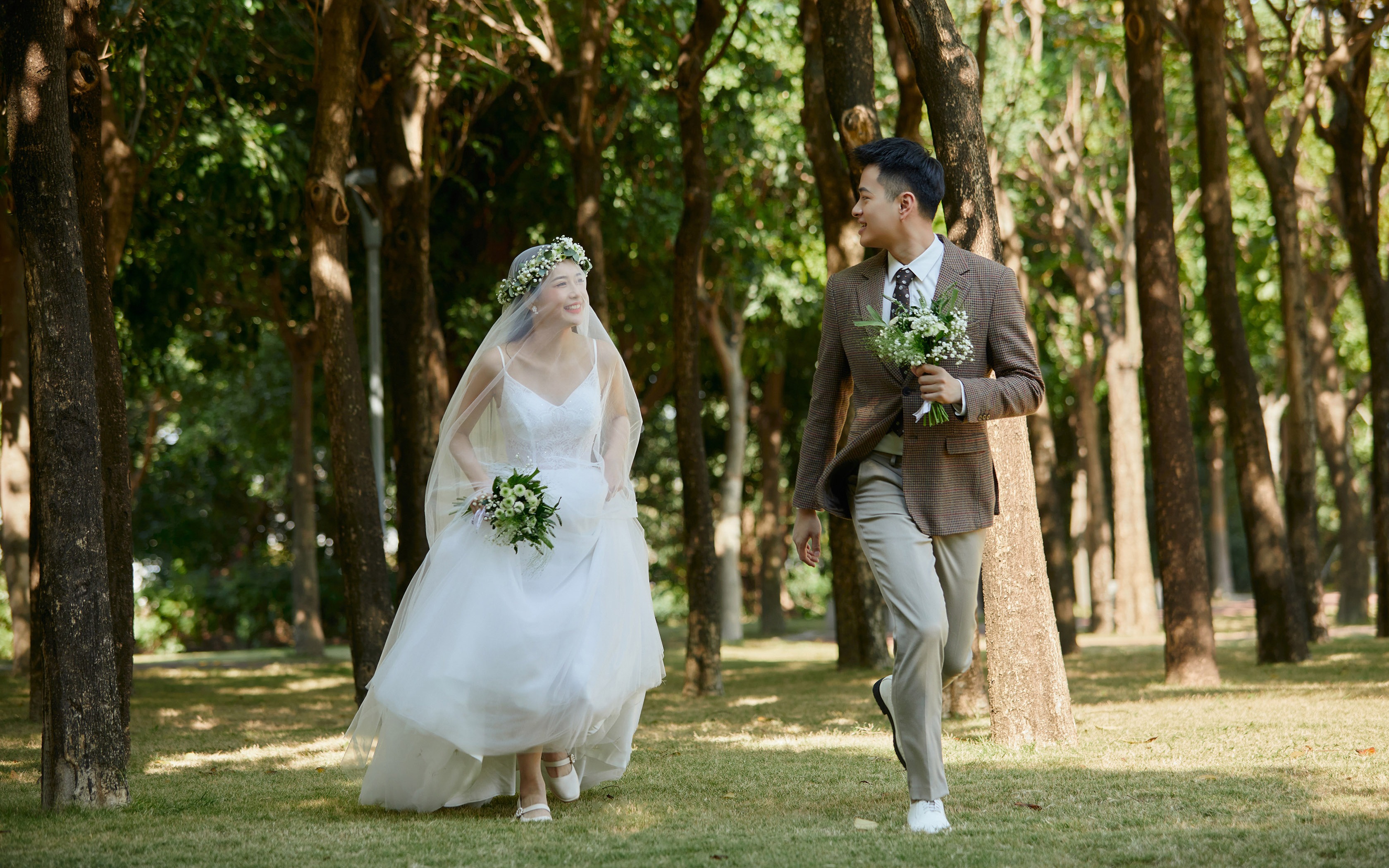 阳光正好：我们的森系婚纱照日记