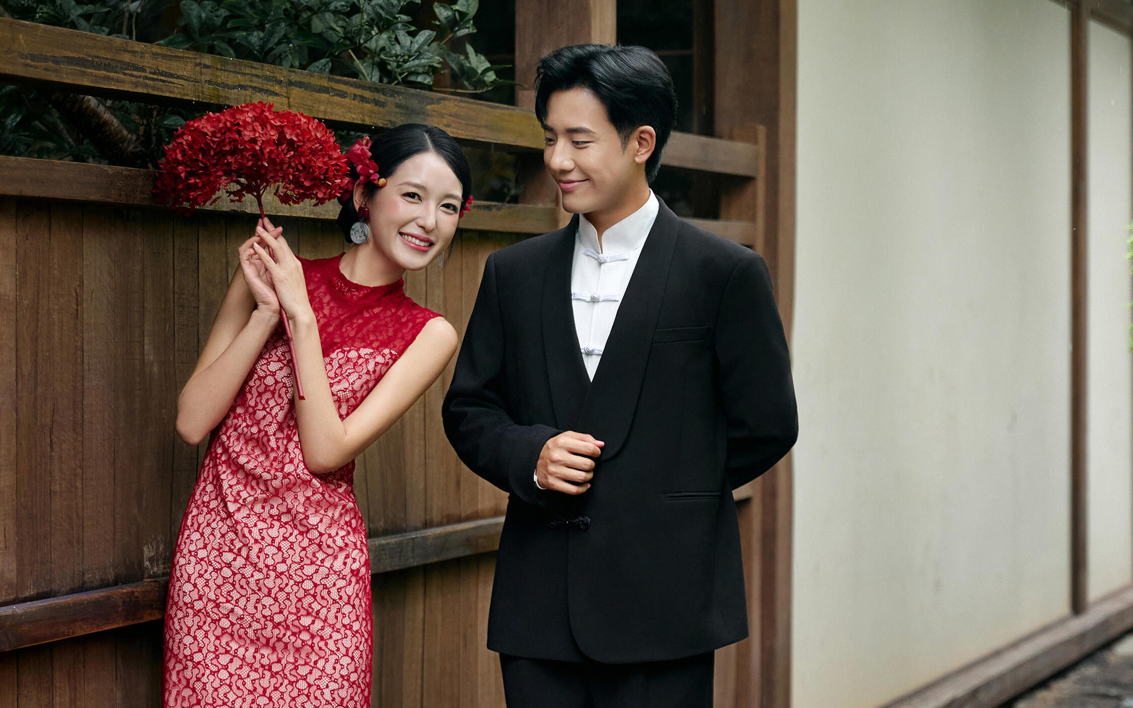 徹底淪陷?新中式園林婚紗照美到犯規(guī) 