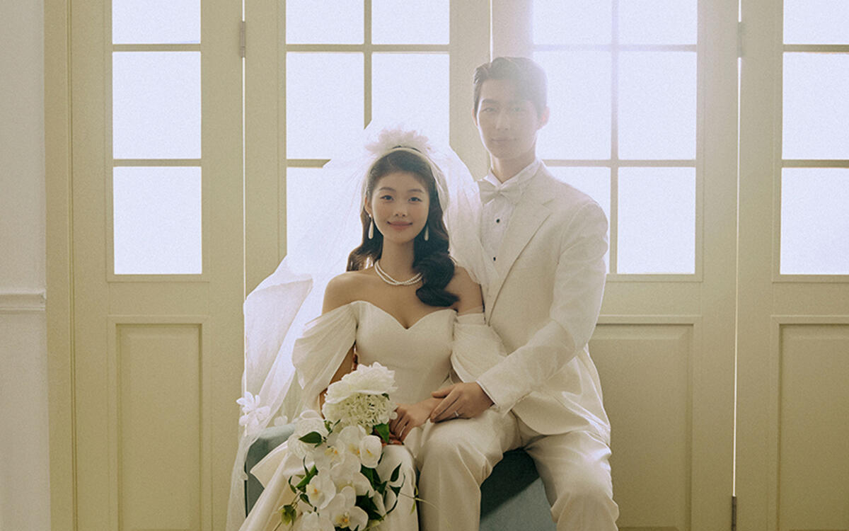 婚紗照風(fēng)格.內(nèi)景| 光影丨極簡 無影棚實(shí)拍 