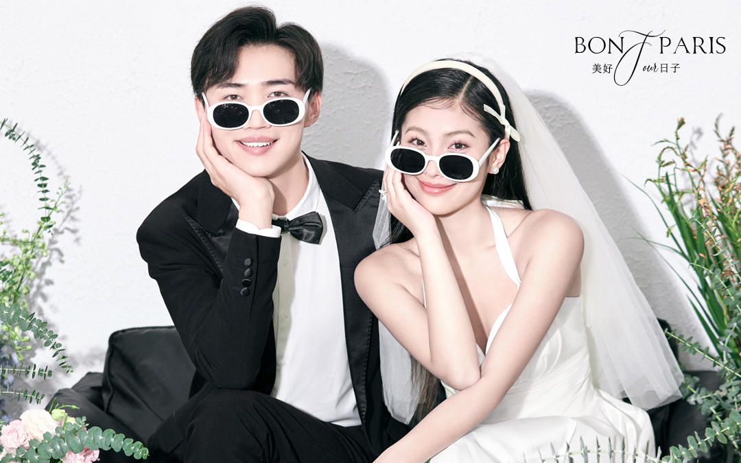 客片分享｜00后专属轻氧婚纱照