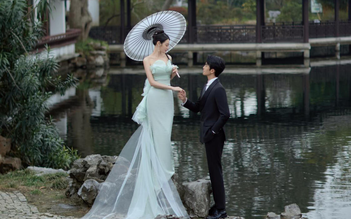 【沉魚(yú)落雁鳥(niǎo)驚喧羞花閉月花愁顫】