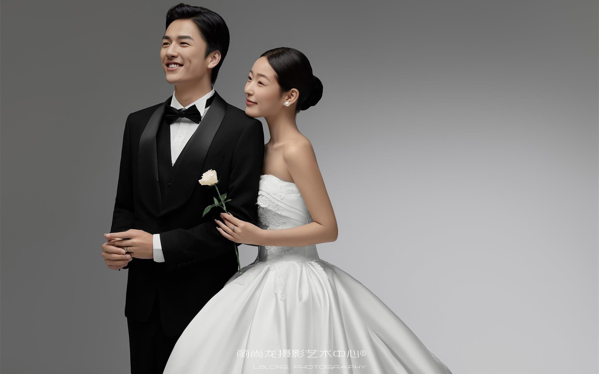 让我反复心动的极简婚纱照~狠狠心动啦|龙游婚纱照