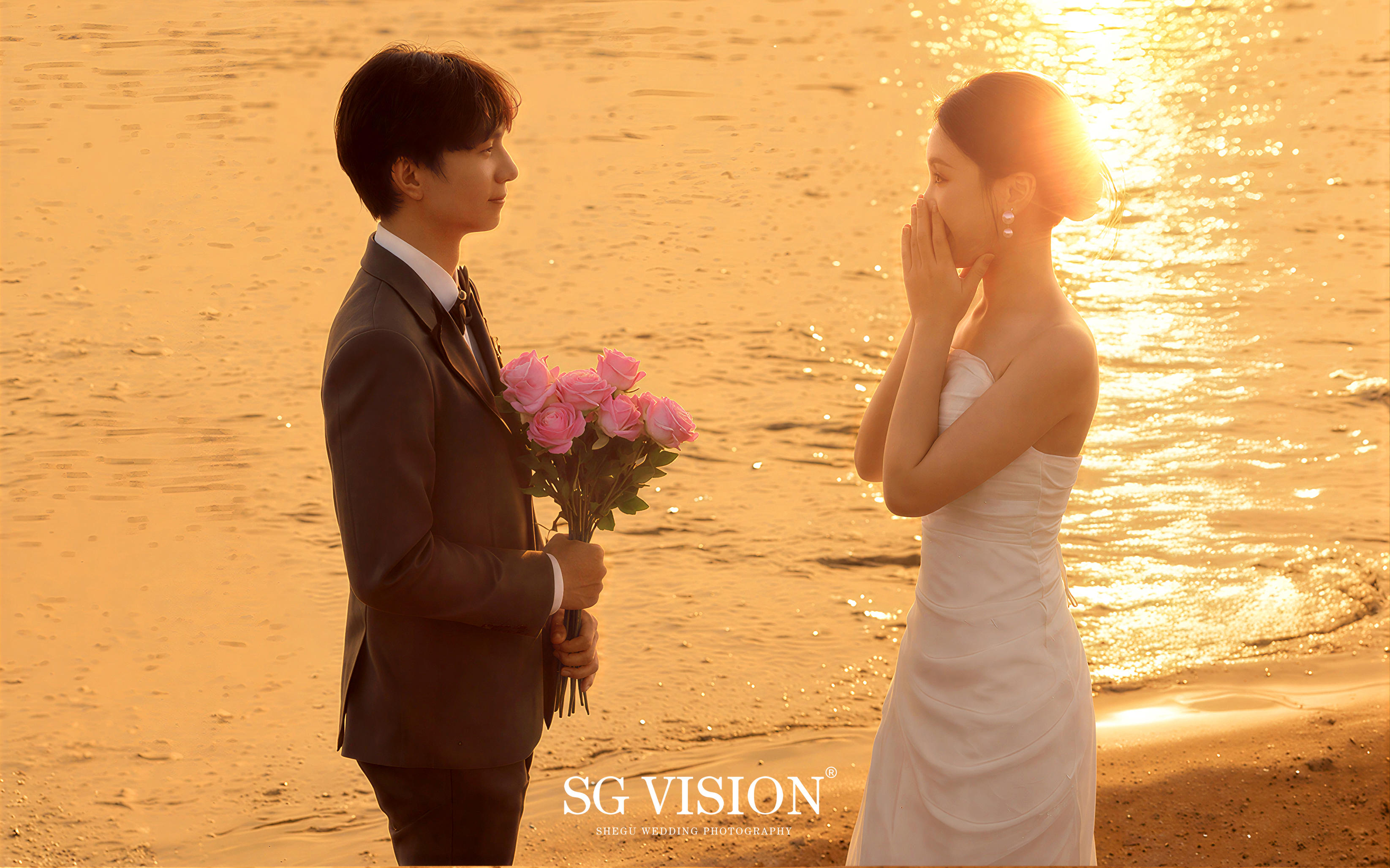 落日湖景婚纱照🌄把浪漫揉进橘色晚霞里💫