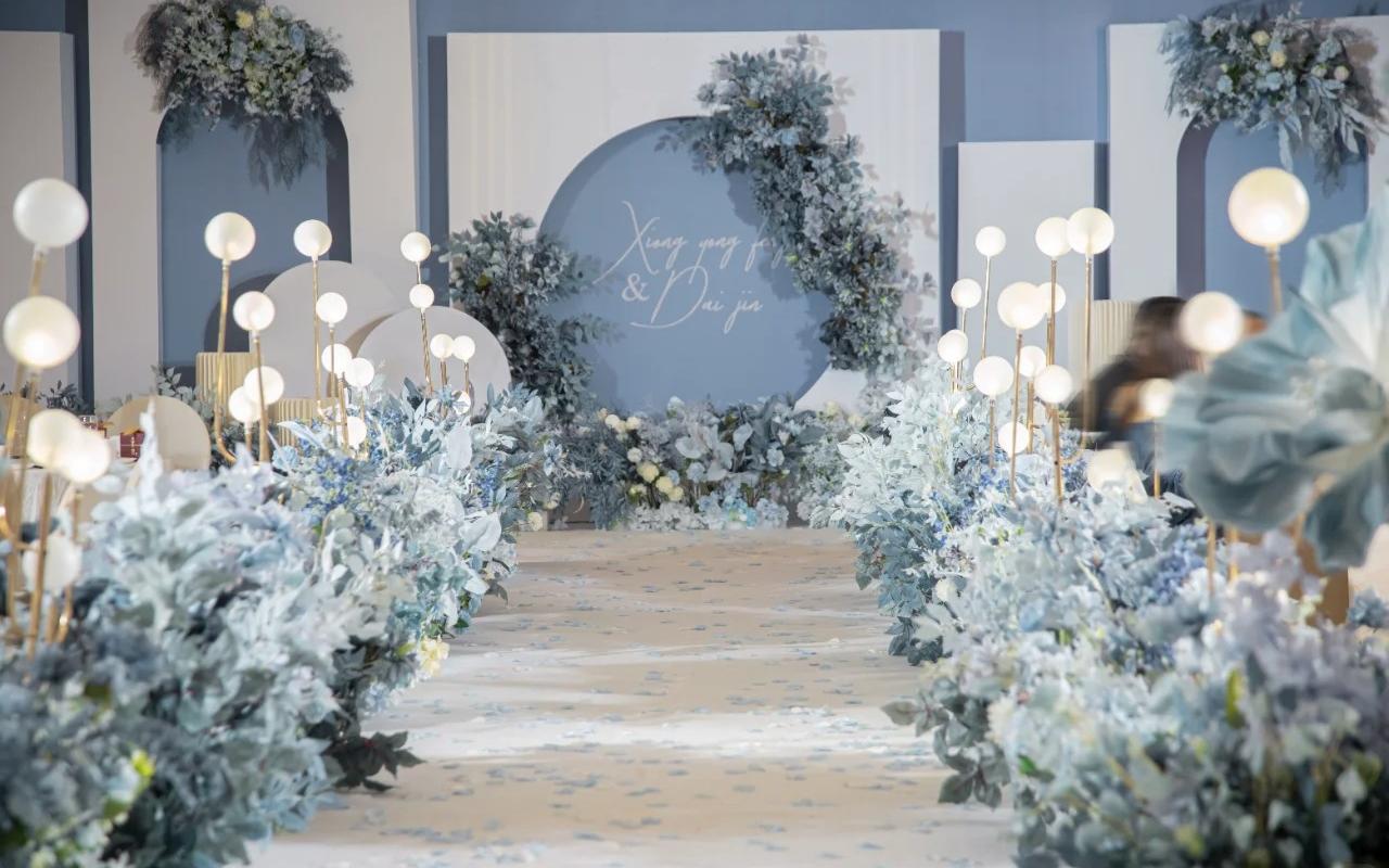 沉浸式雾霾蓝婚礼