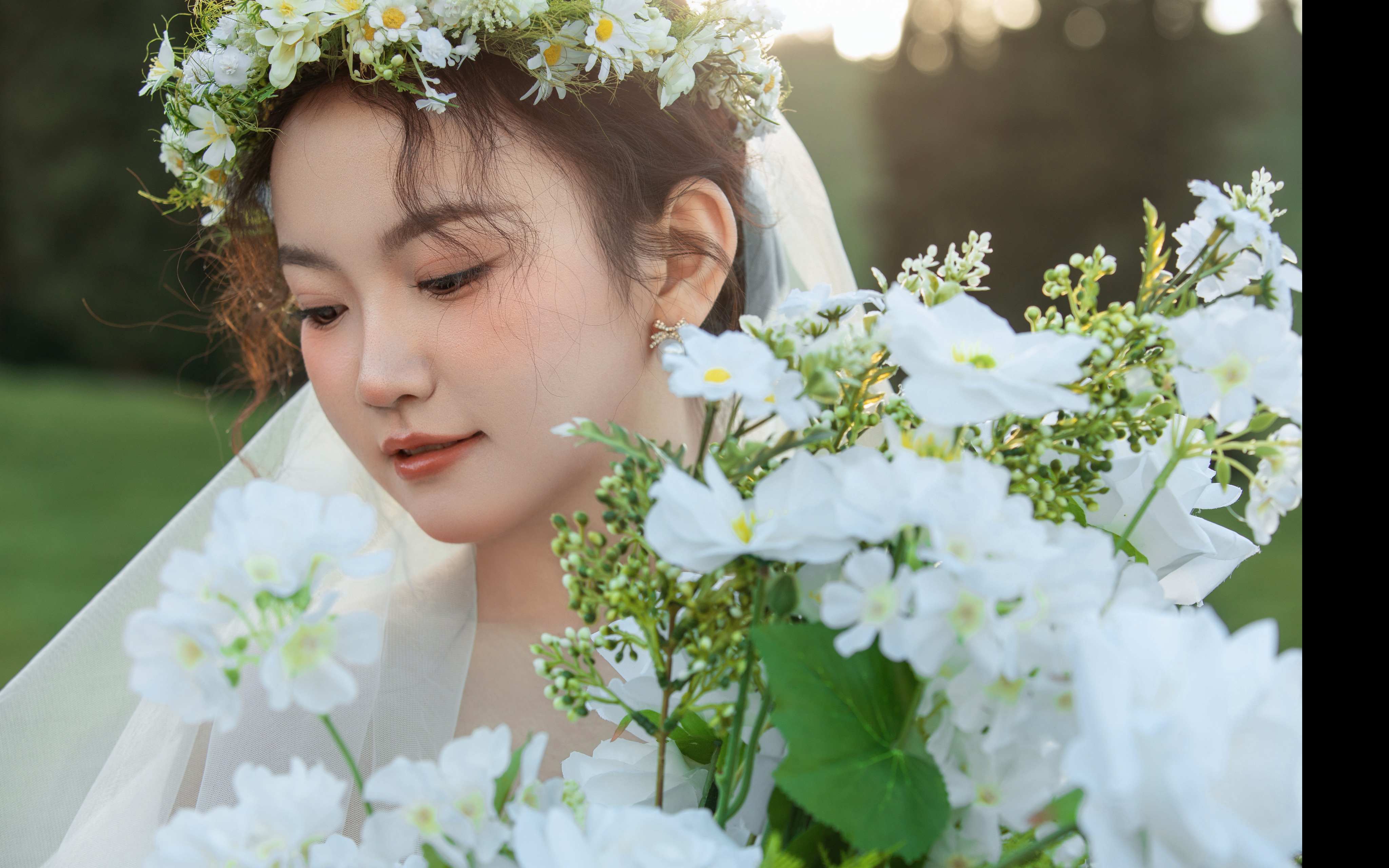 森系草坪婚纱照🌿闯入雪山的绿野秘境