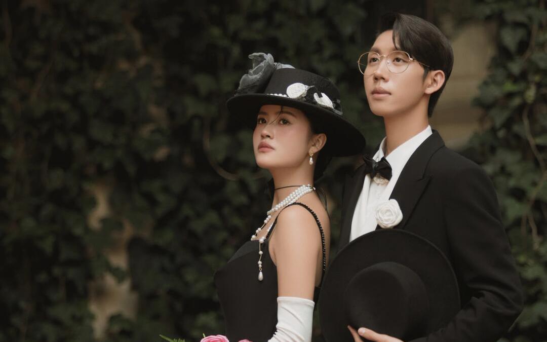 【奥斯卡摄影】🖤当小黑裙遇见香槟色黄昏🥂