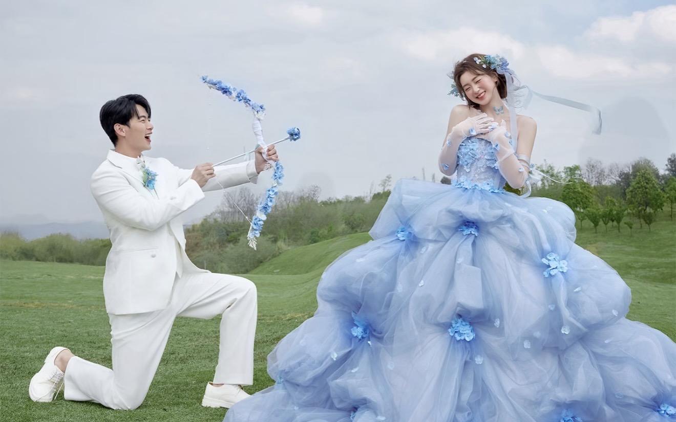 被问爆的蓝色花神婚纱照💙