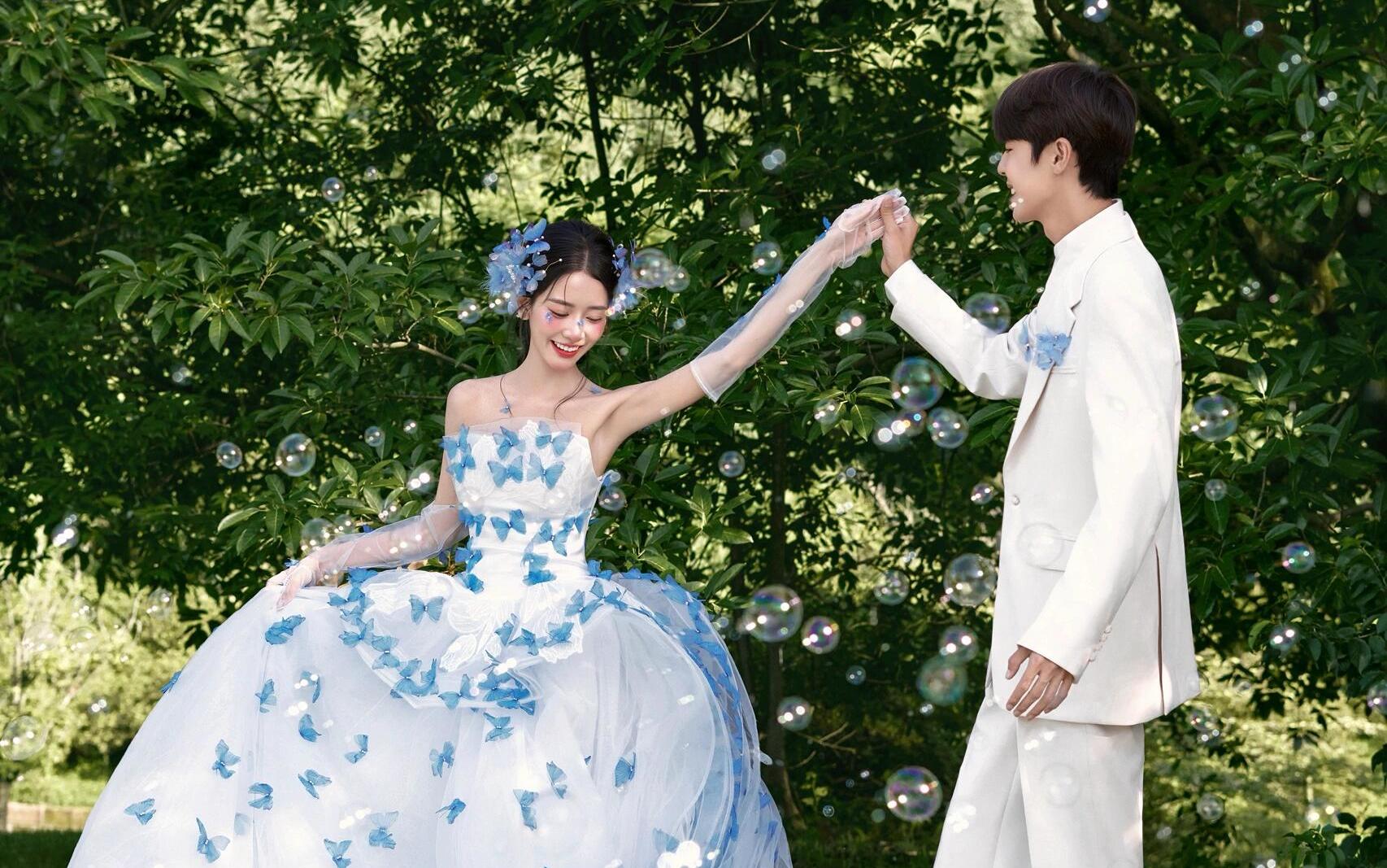 【甜到想再拍亿次的森系婚纱照】