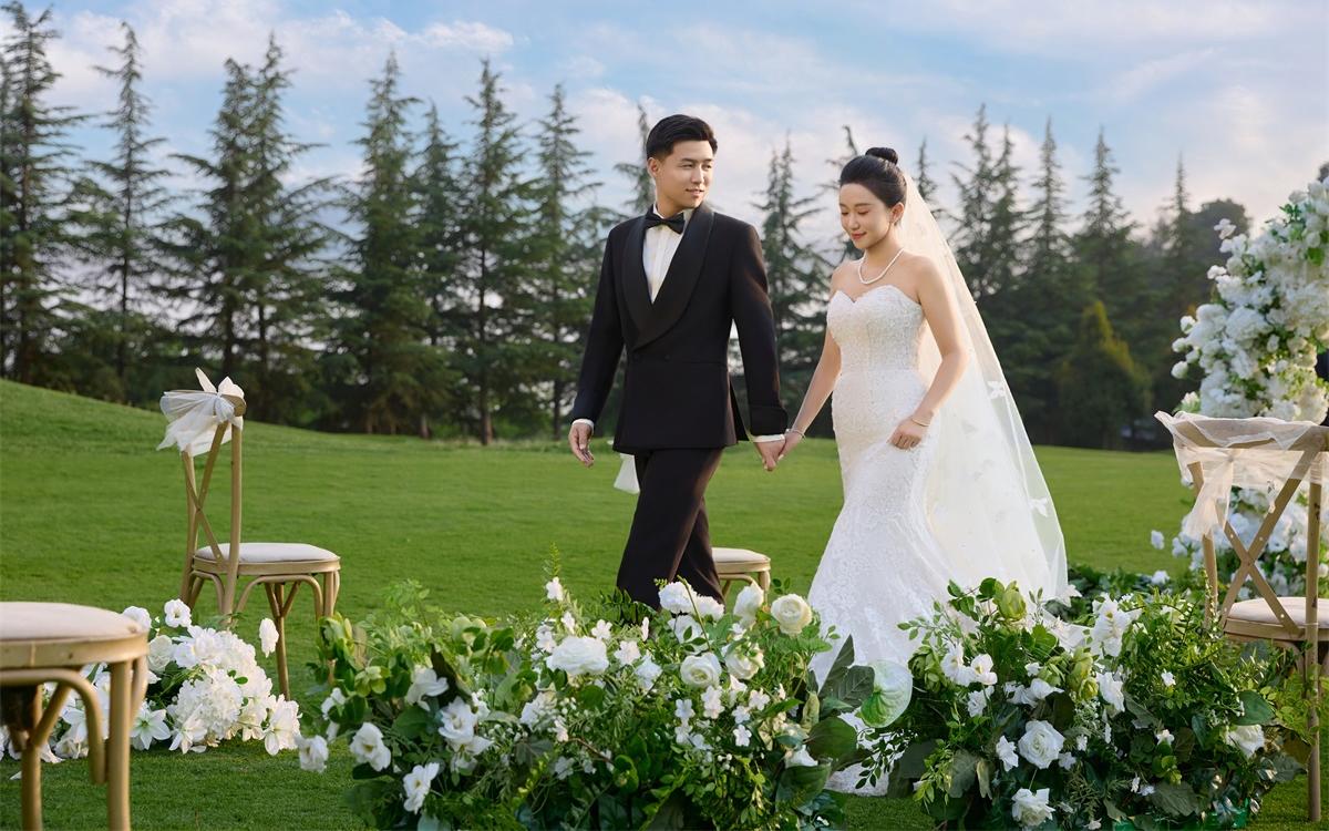 客片|愛了?把目的地婚禮??搬進(jìn)婚紗照?美翻啦
