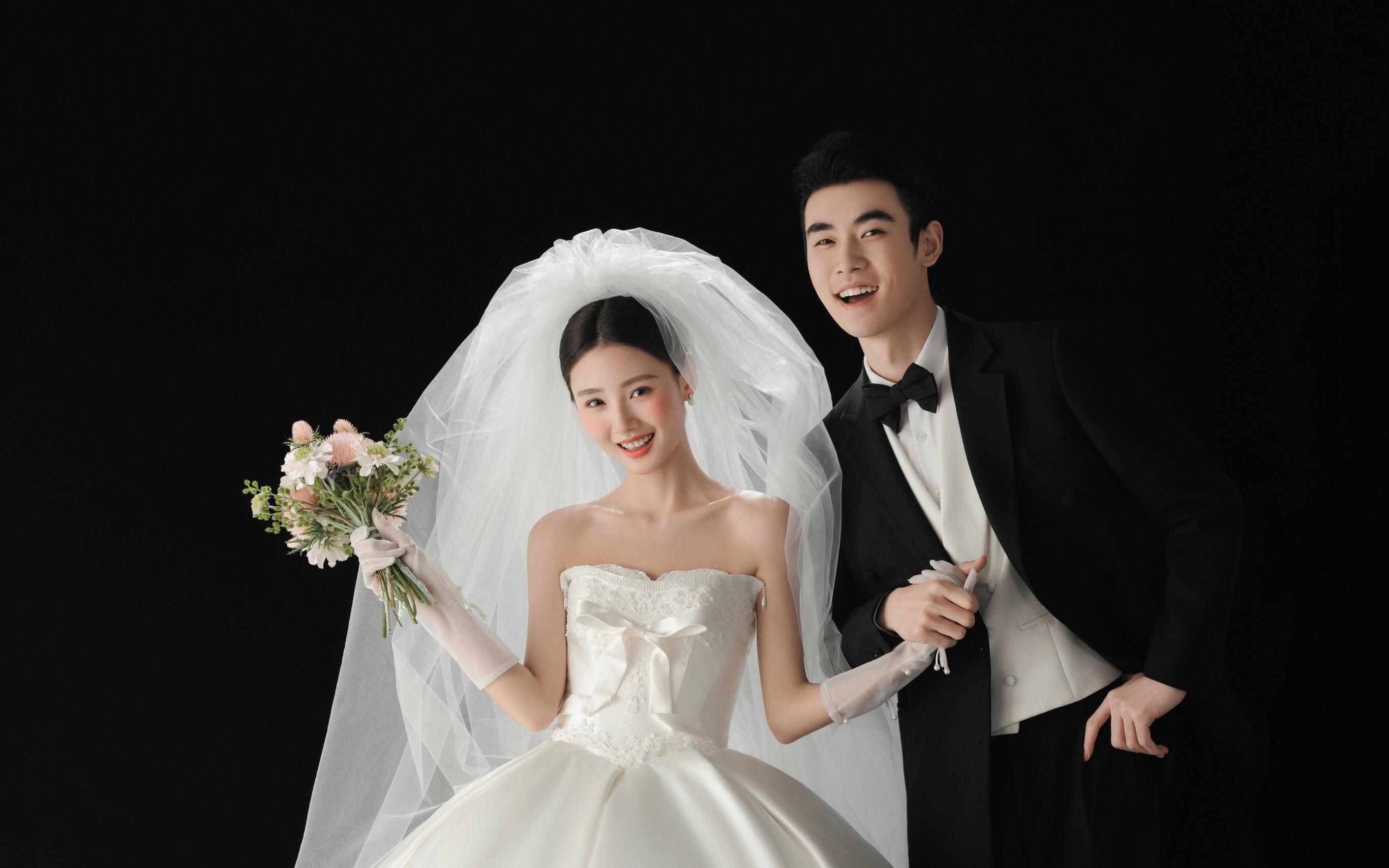 高级感婚纱照♥️极简高级感婚纱照真的绝了