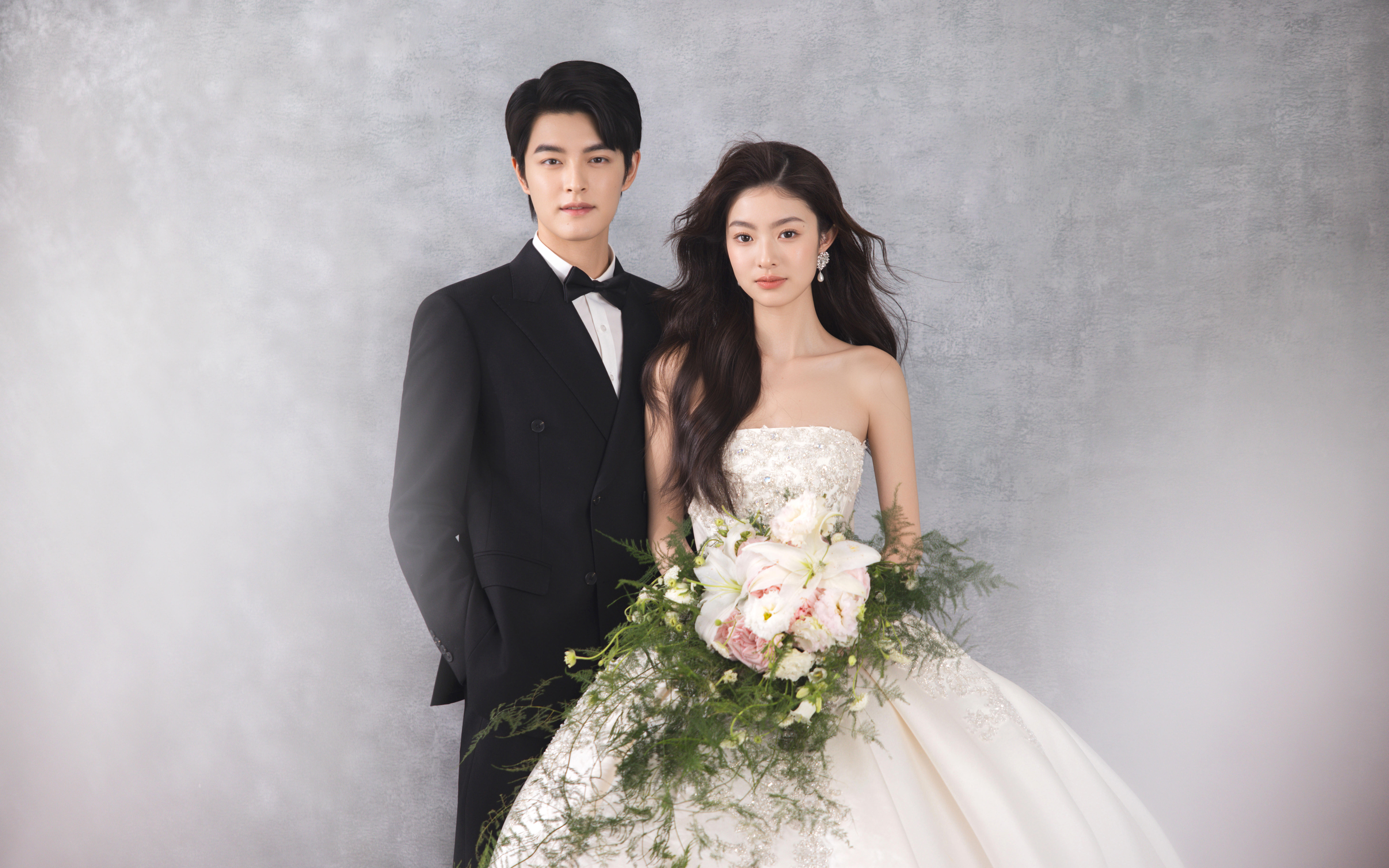 美到犯規(guī)??超有feel的森系韓式婚紗照