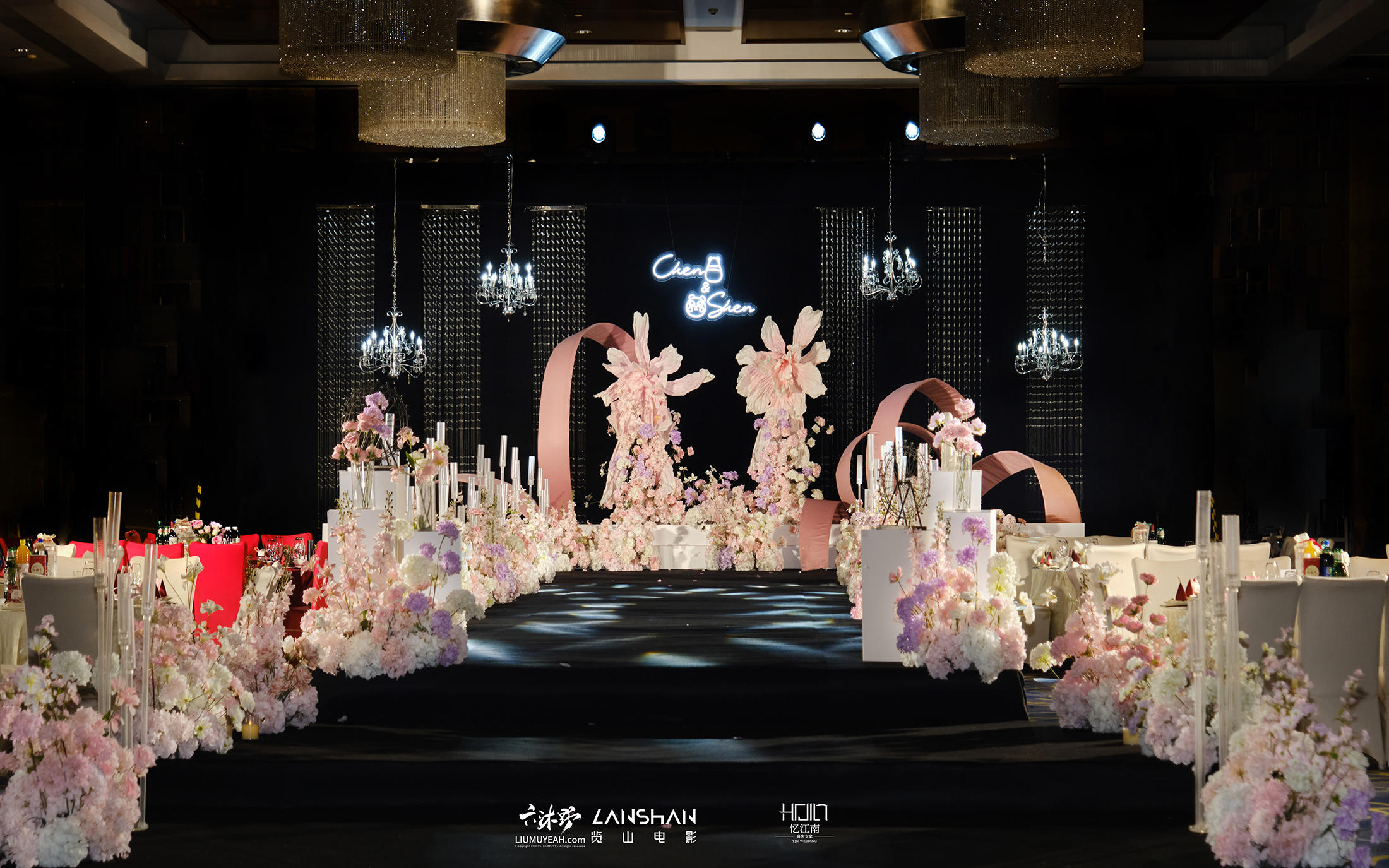 【憶江南】粉色水晶公主風(fēng)婚禮