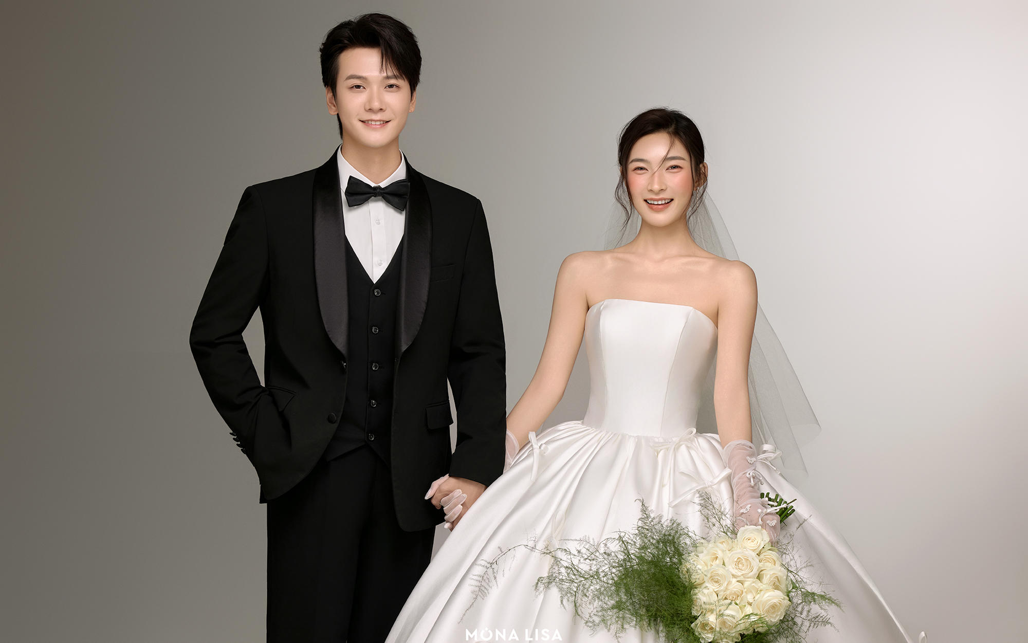 听劝❗婚纱照里要有一组韩式主婚纱照