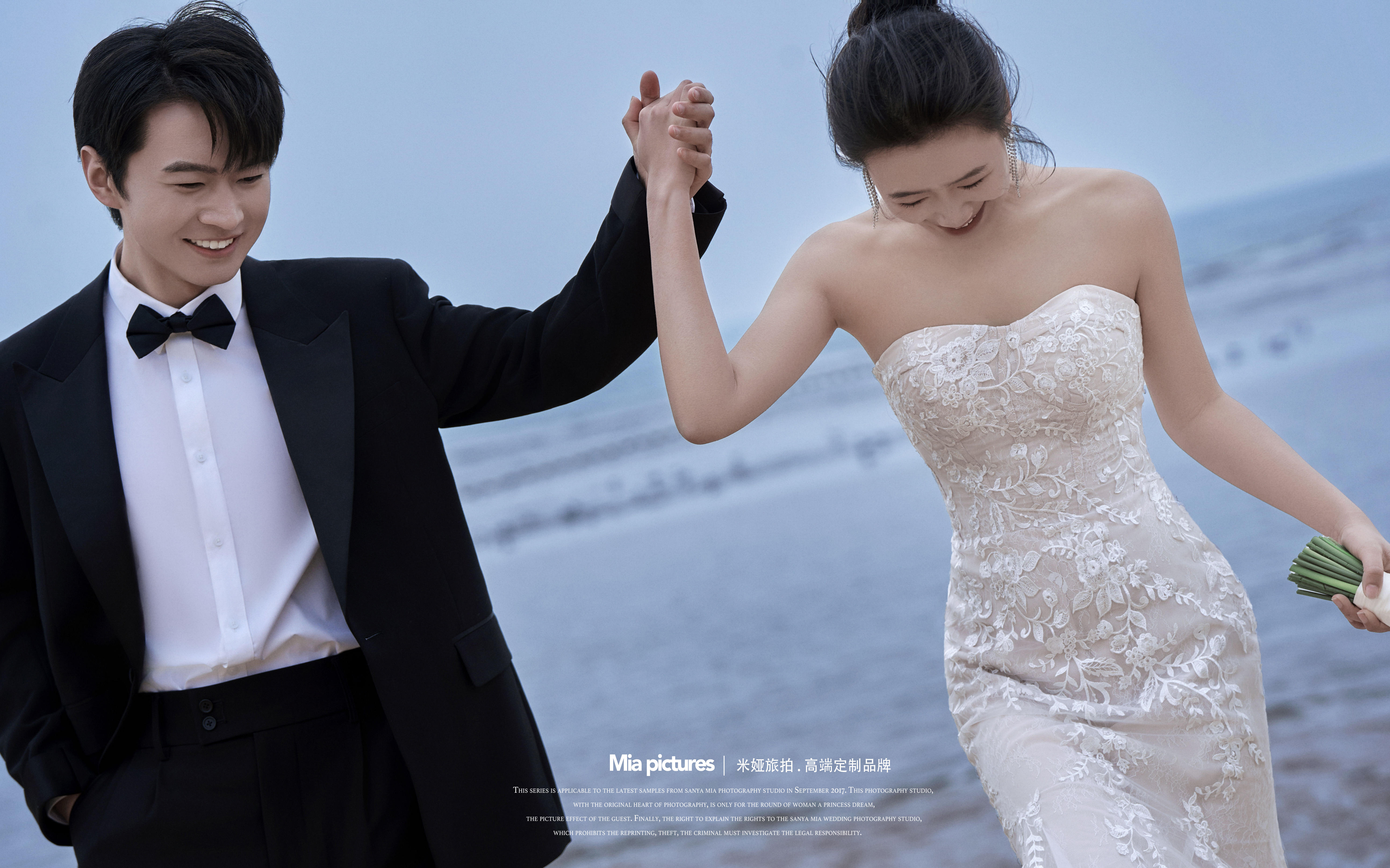 三亞婚紗照丨海邊礁石婚紗照??超有氛圍感