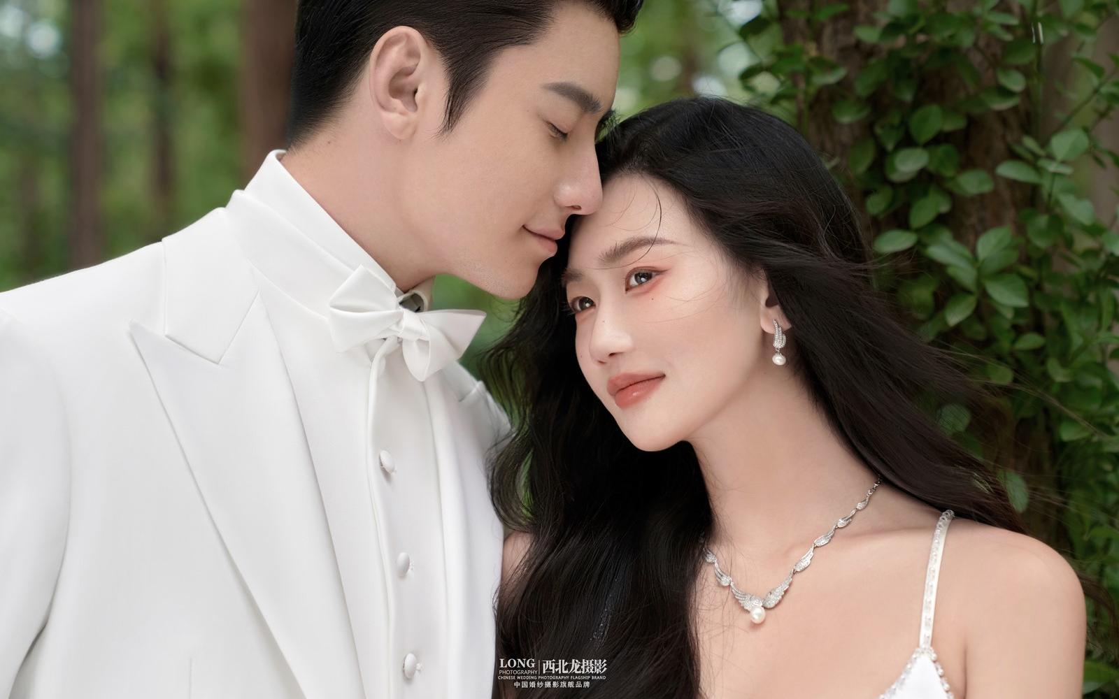 你本是林间走失的宁芙🧚‍♀️美神降临婚纱照