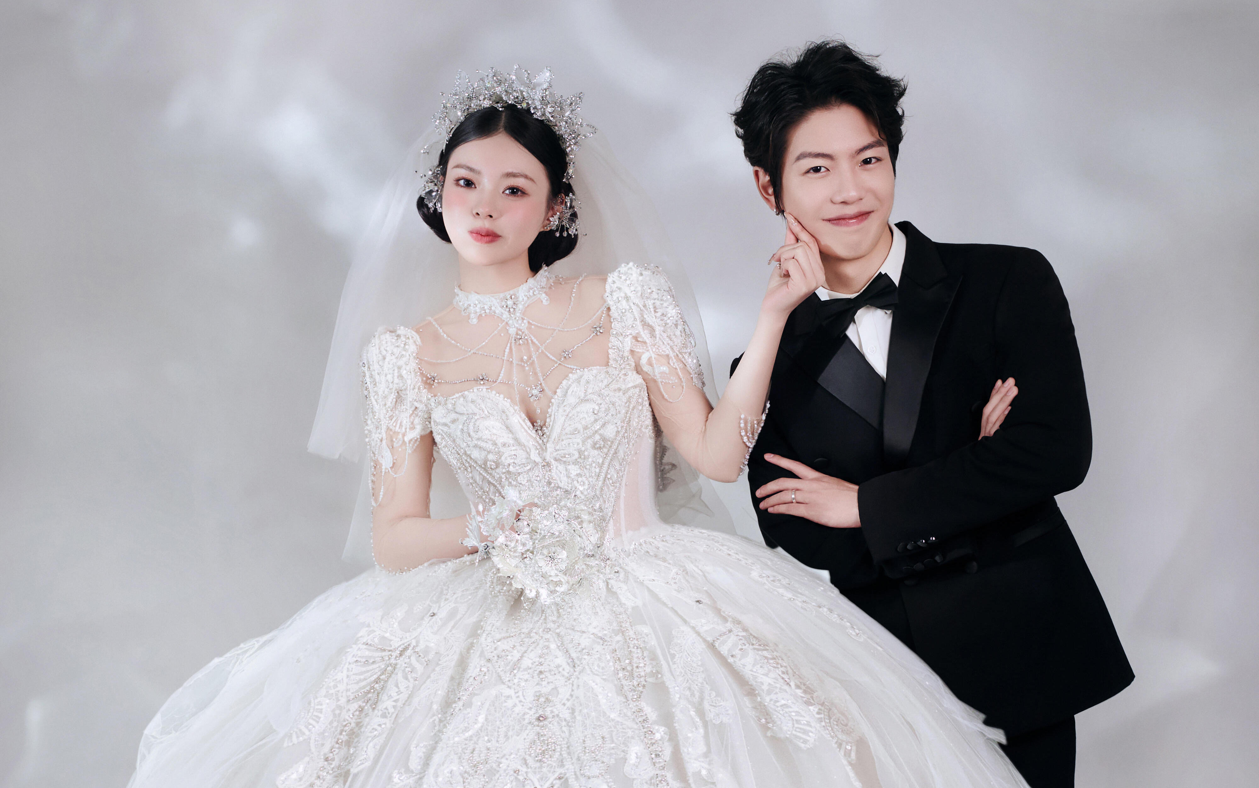 最后再發(fā)一次我的極簡主紗婚紗照