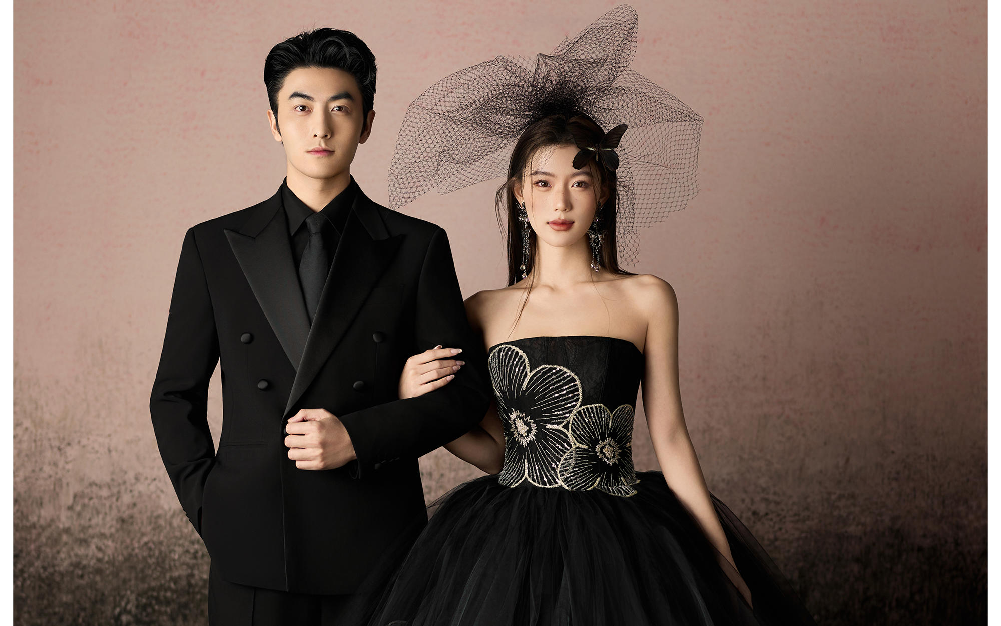 黑纱这样拍高级又有氛围（素羽）