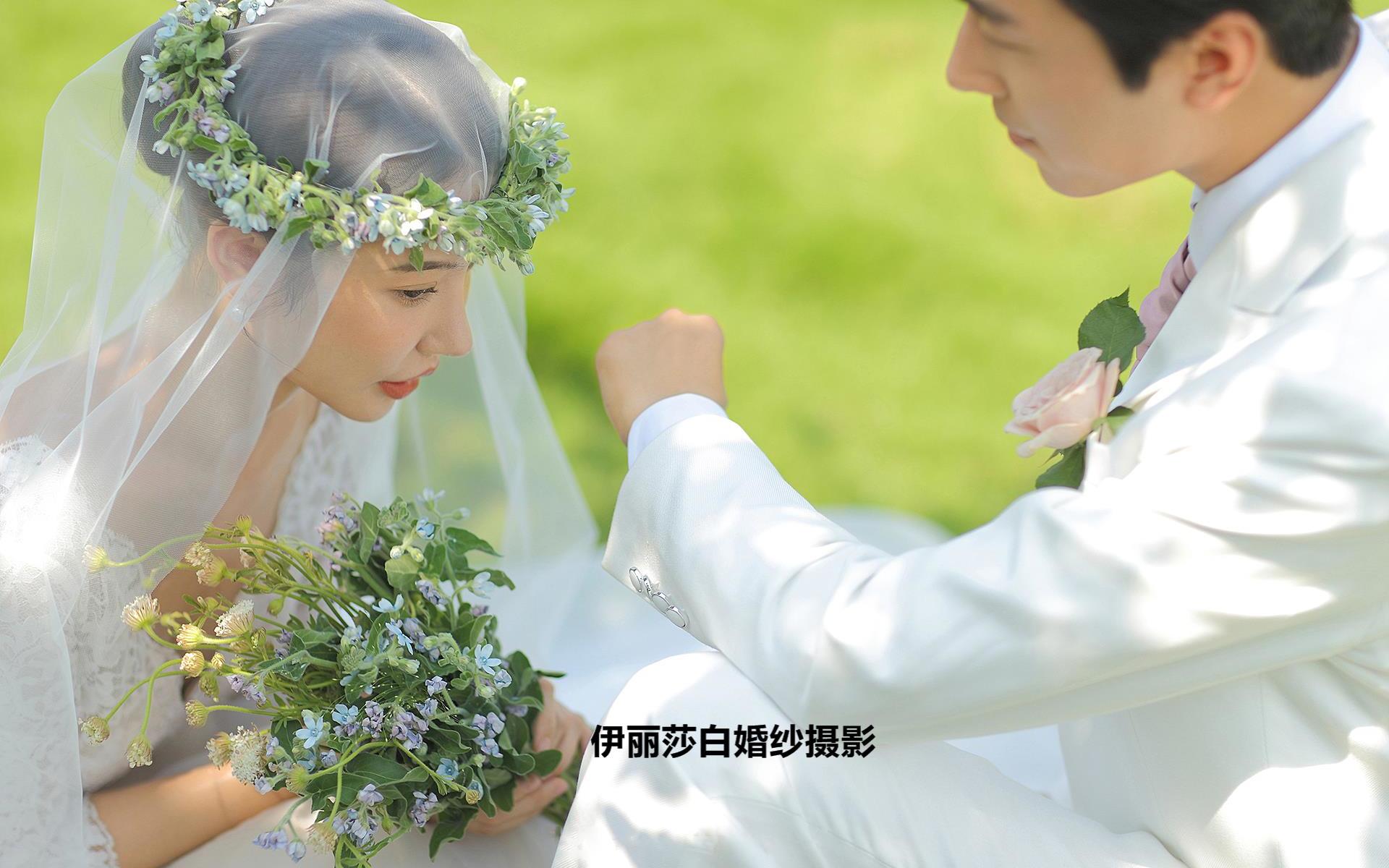 拍婚纱照1999-2999-3888-4699