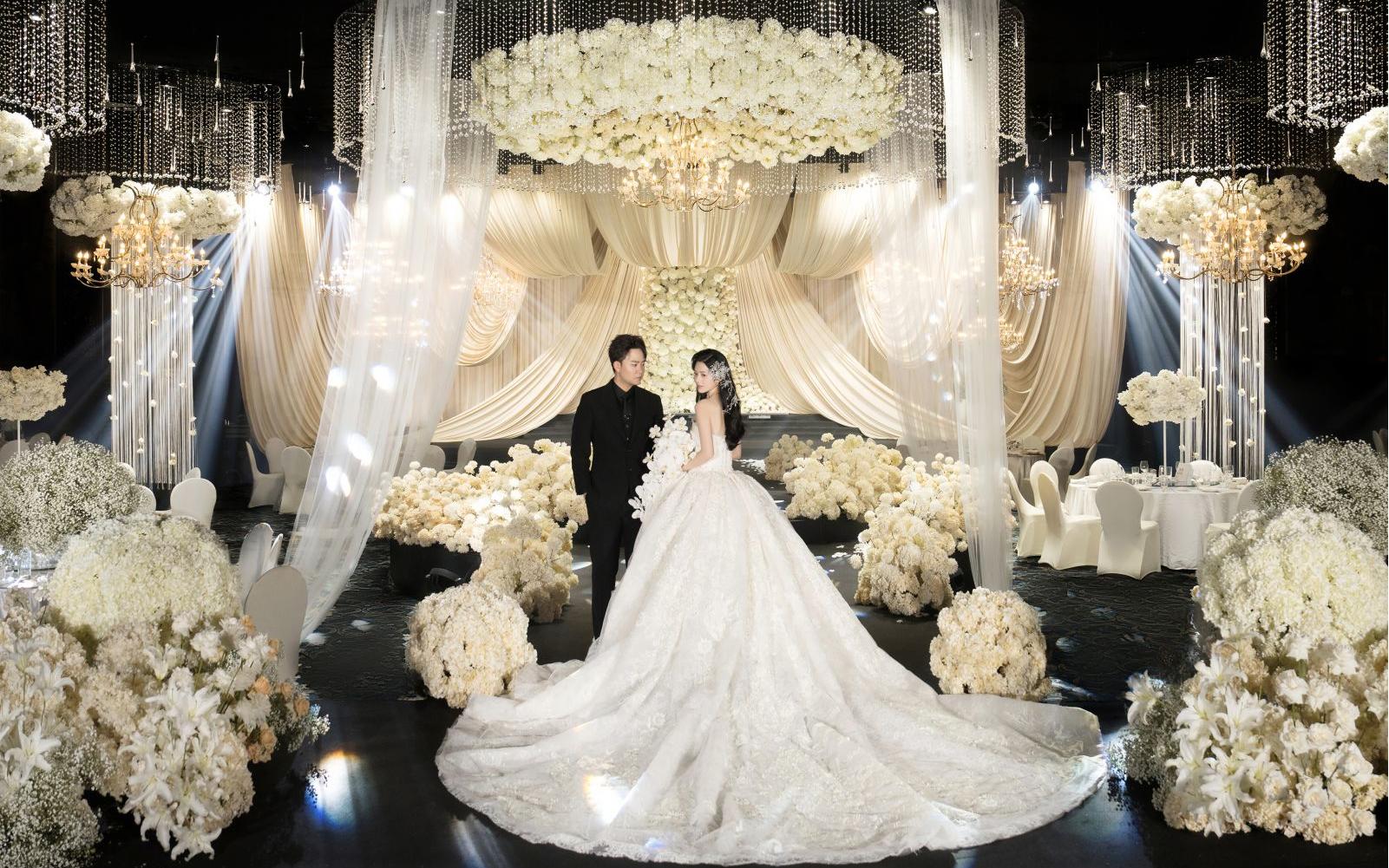 蓝戒指婚礼--香槟色韩式婚礼--云纱花境