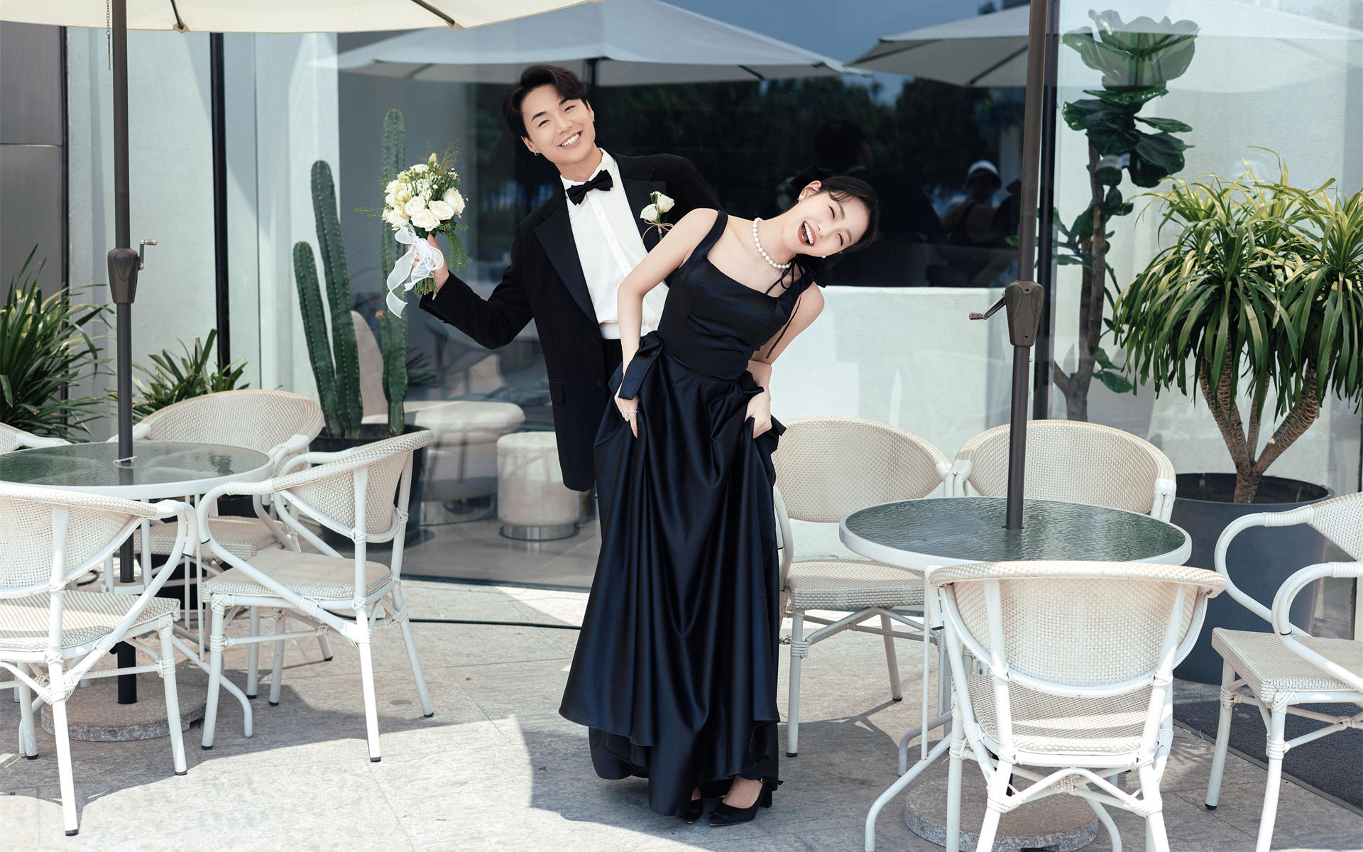 小眾街拍風(fēng)婚紗照
