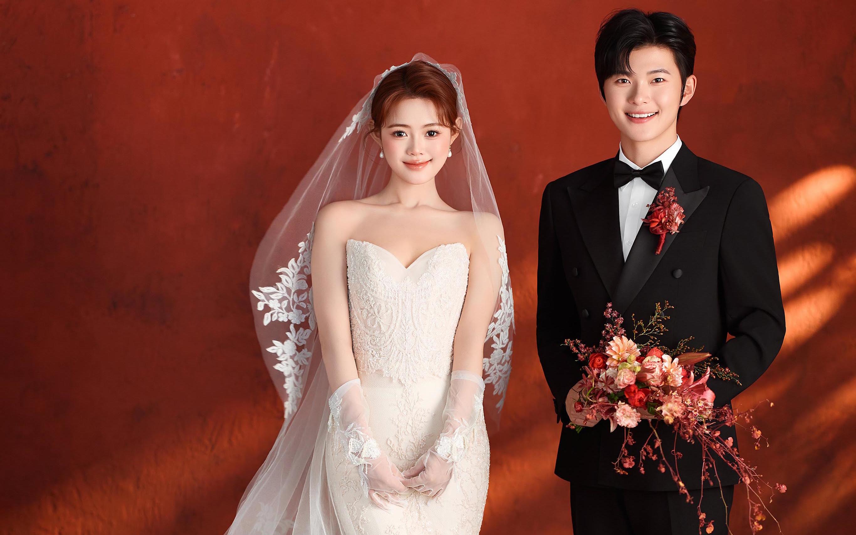 【世花絡(luò)】瘋狂心動(dòng)！被這組紅底婚紗照甜暈辣！