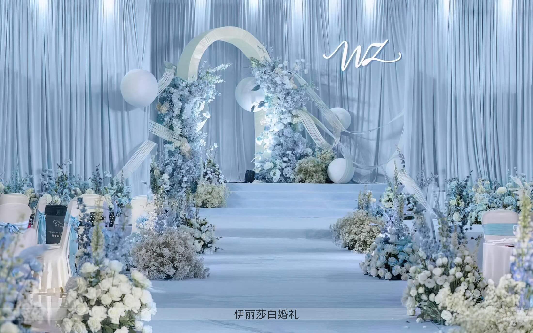 小預(yù)算婚慶策劃一站式 司儀+錄像+跟拍+場(chǎng)景布置