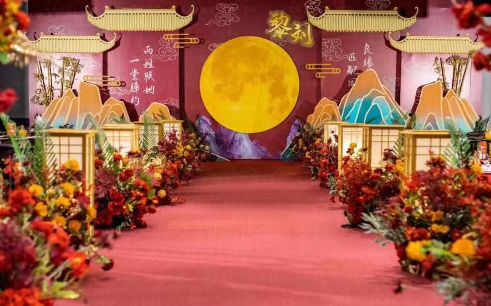 鳳冠霞帔秒變古偶女主 | 中式婚禮儀式感夢(mèng)回千年