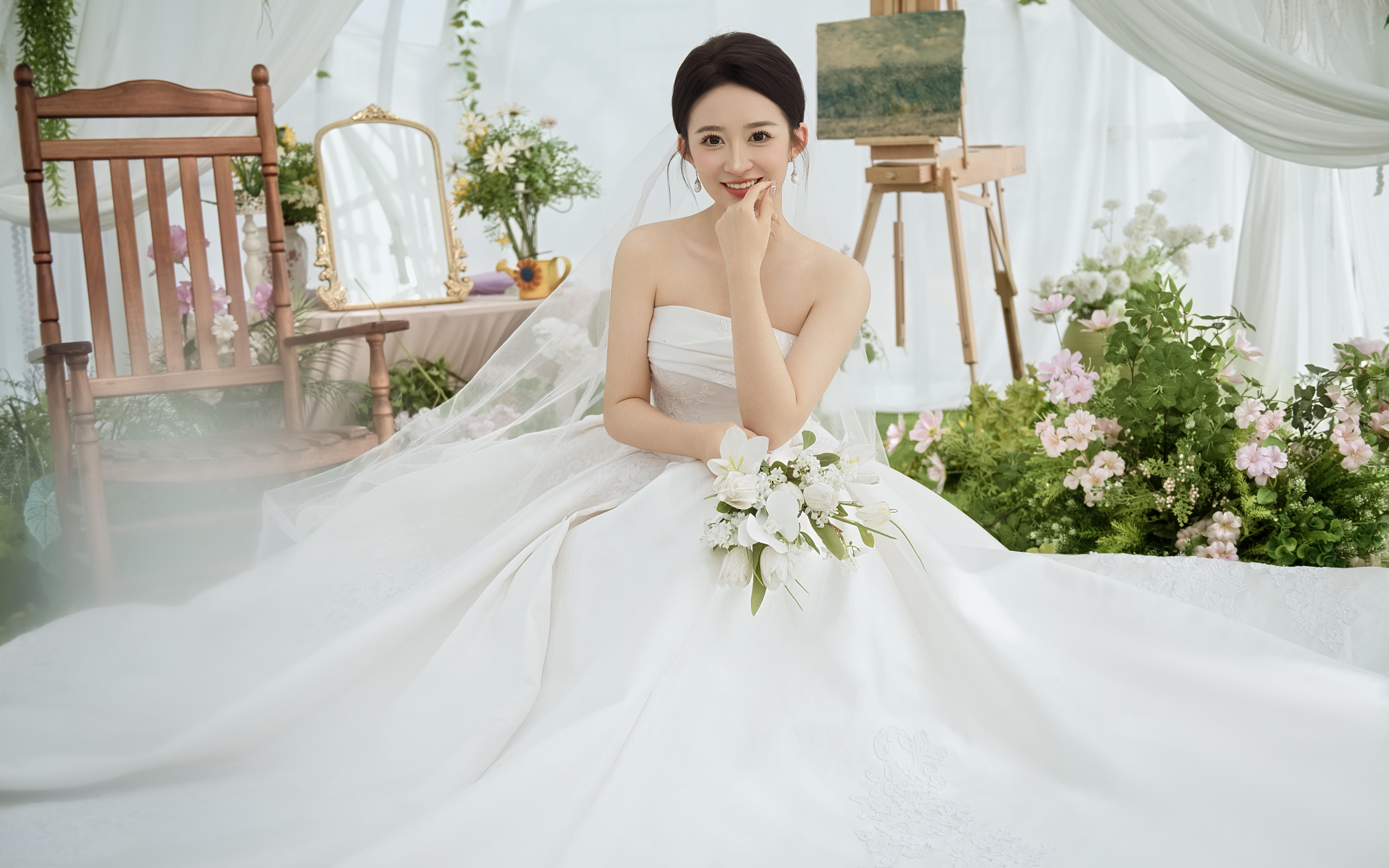 洁白婚纱与高阶审美相映衬