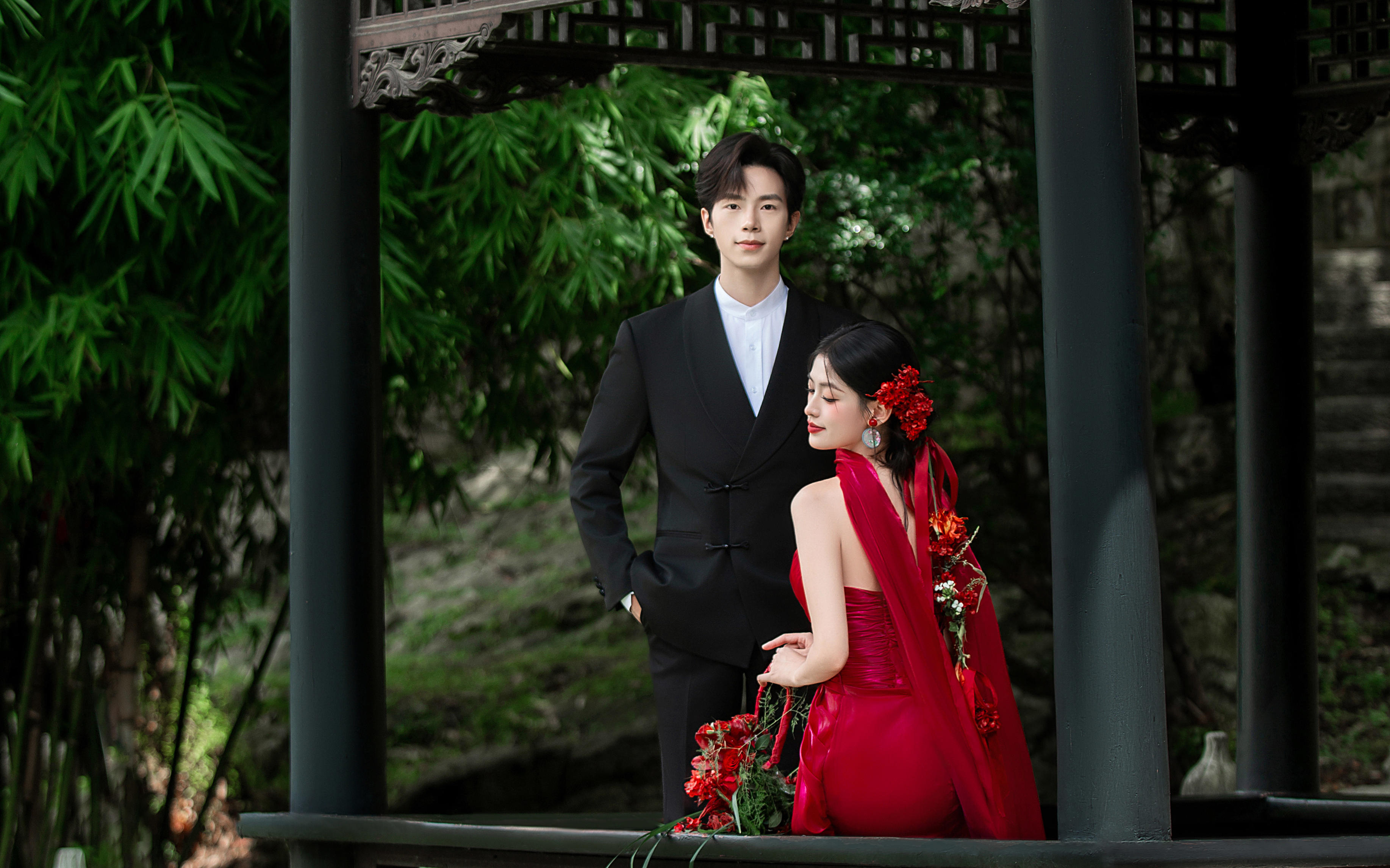 【夢江南】東方美學(xué)婚紗照?紅綠撞色