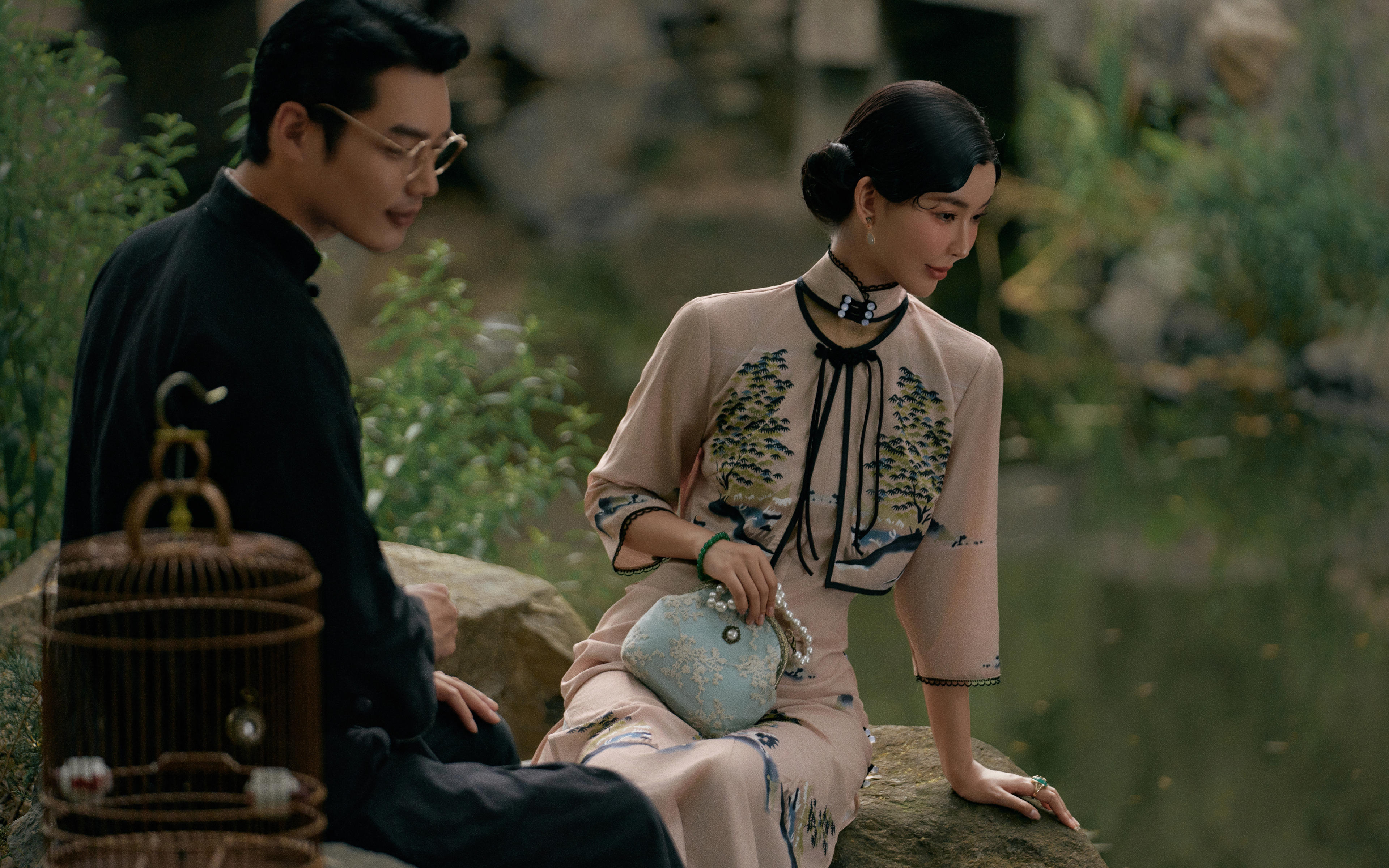 春山如厭     