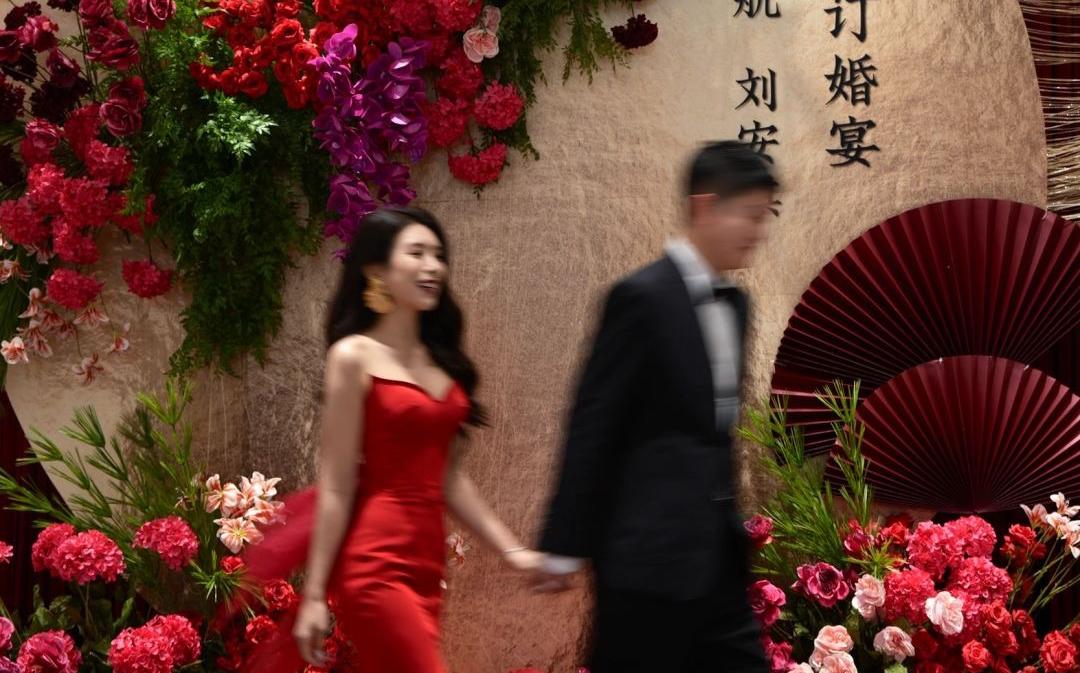 ¥2999订婚策划|送金牌摄影师拍摄!